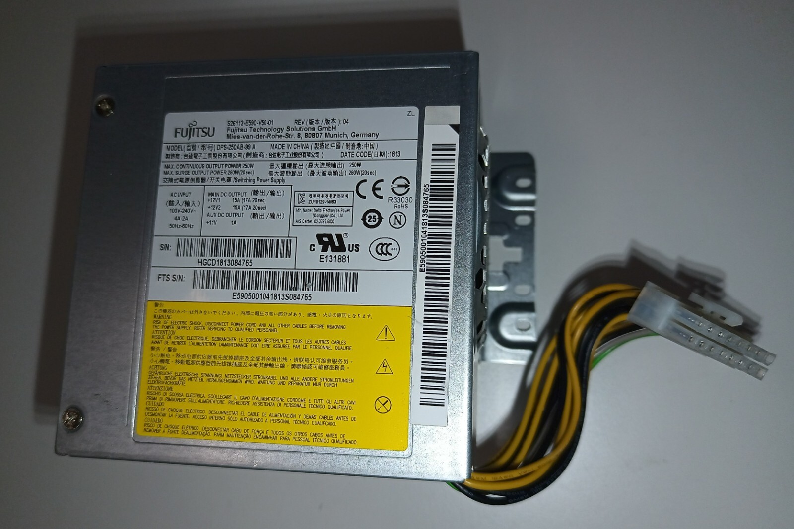 Used FUJITSU Esprimo D756 S26113-E590-V50 Desktop PC - POWER SUPPLY