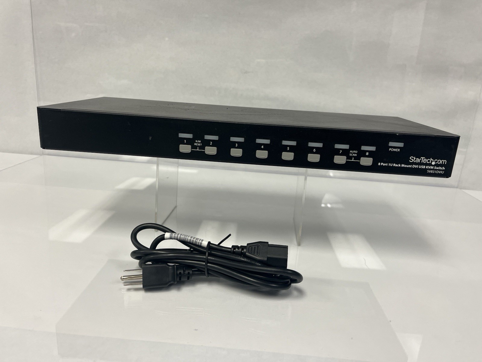 Startech SV831DVIU 8-port DVI HDMI USB KVM switch 8-Port w/ Power Cord #2