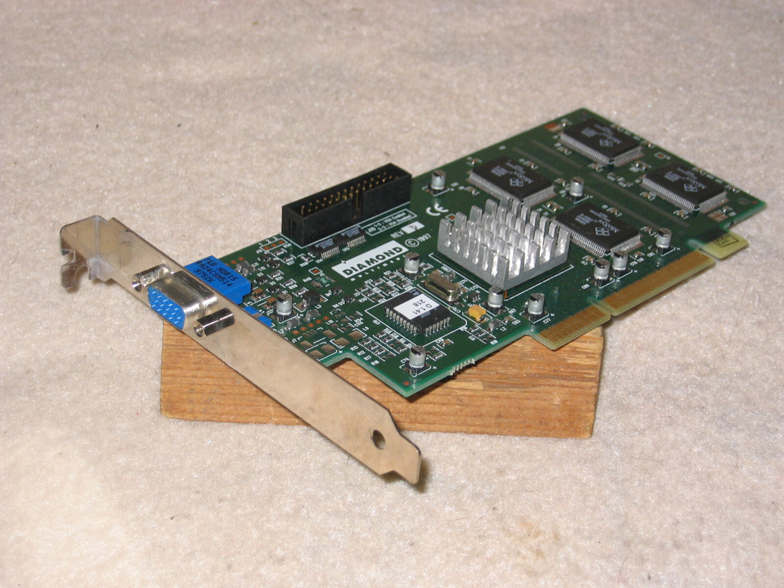 DELL / DIAMOND FIRE 1K PRO AGP ATX 8 T3 VGA CARD 0006305C, 6305C, 23130029-402