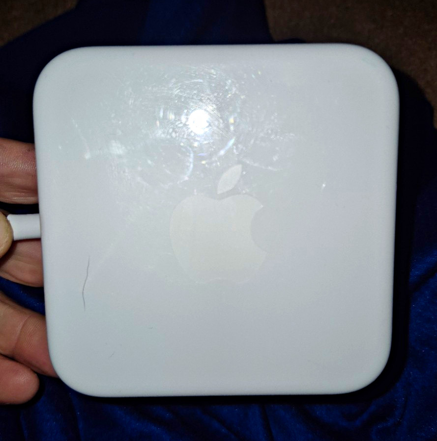 Apple 143W iMac Power Adapter A2290 For Apple iMac 15.9V 9.0A White
