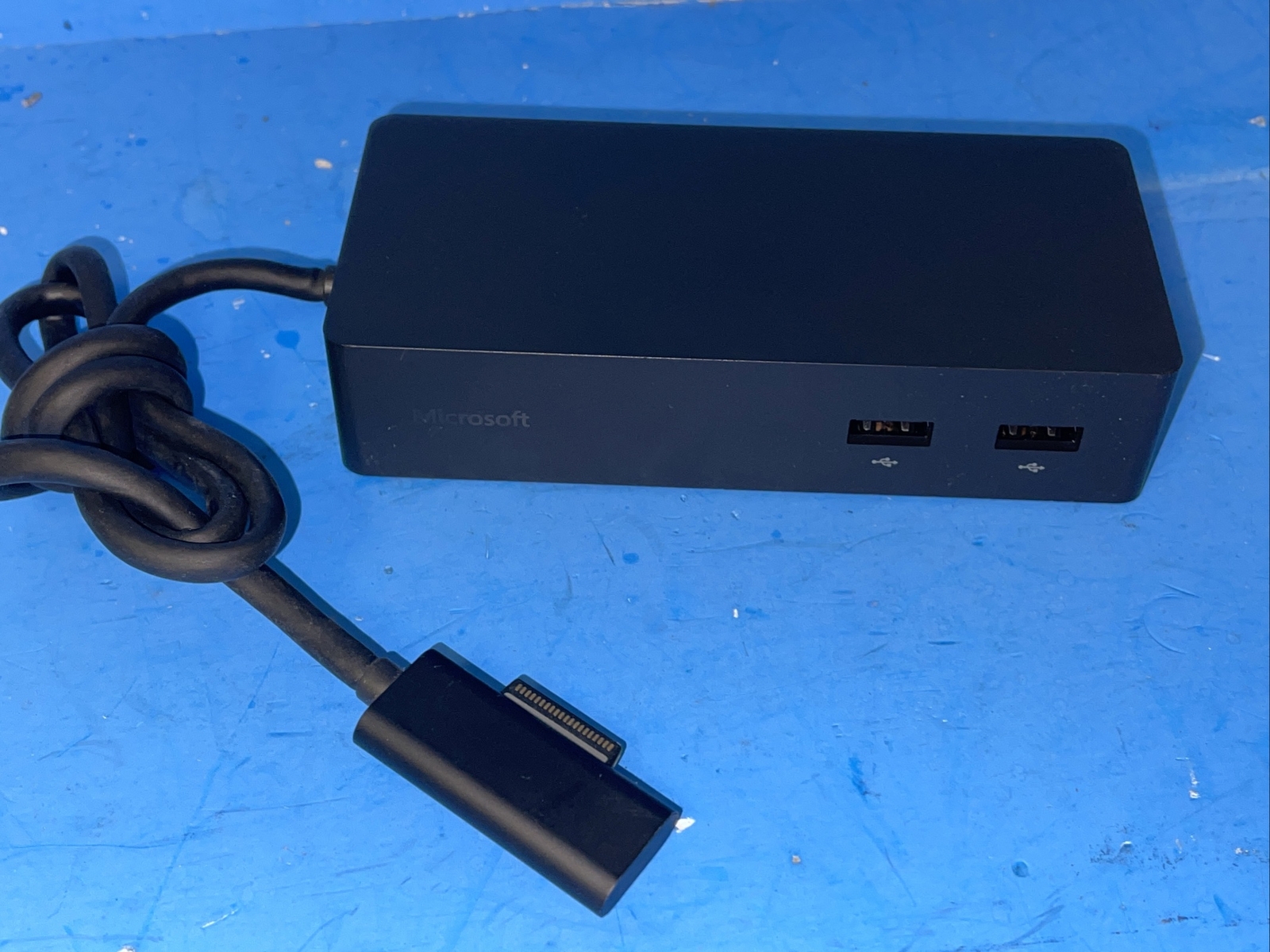 "LOT OF 18" Microsoft Surface Dock - Model 1661 (PD9-00003) Docking Station