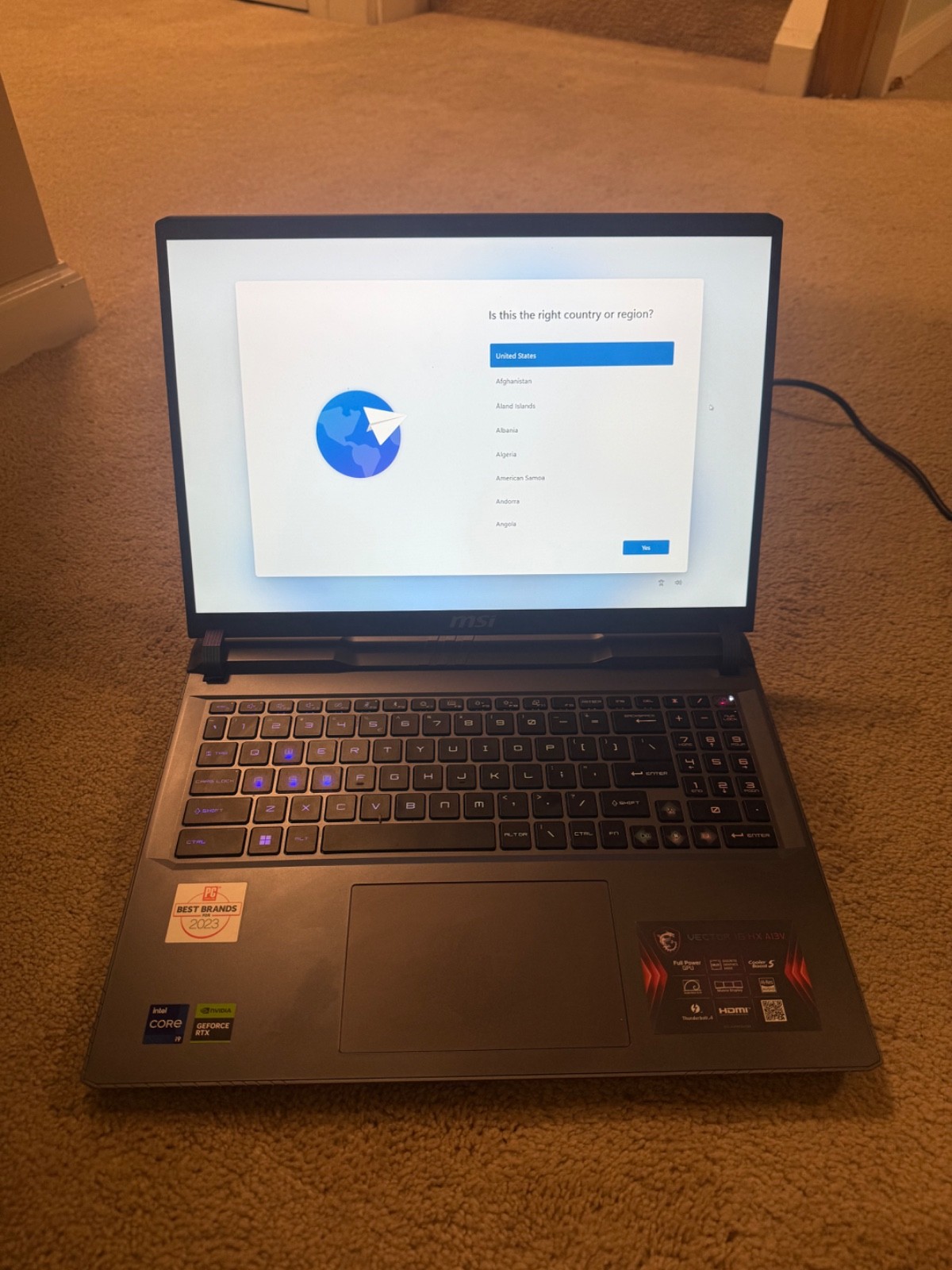 MSI Vector 16 HX A13VHG-478US 16"FHD+ i9-13980HX 1TB SSD 16GB RTX 4080 12GB VRAM