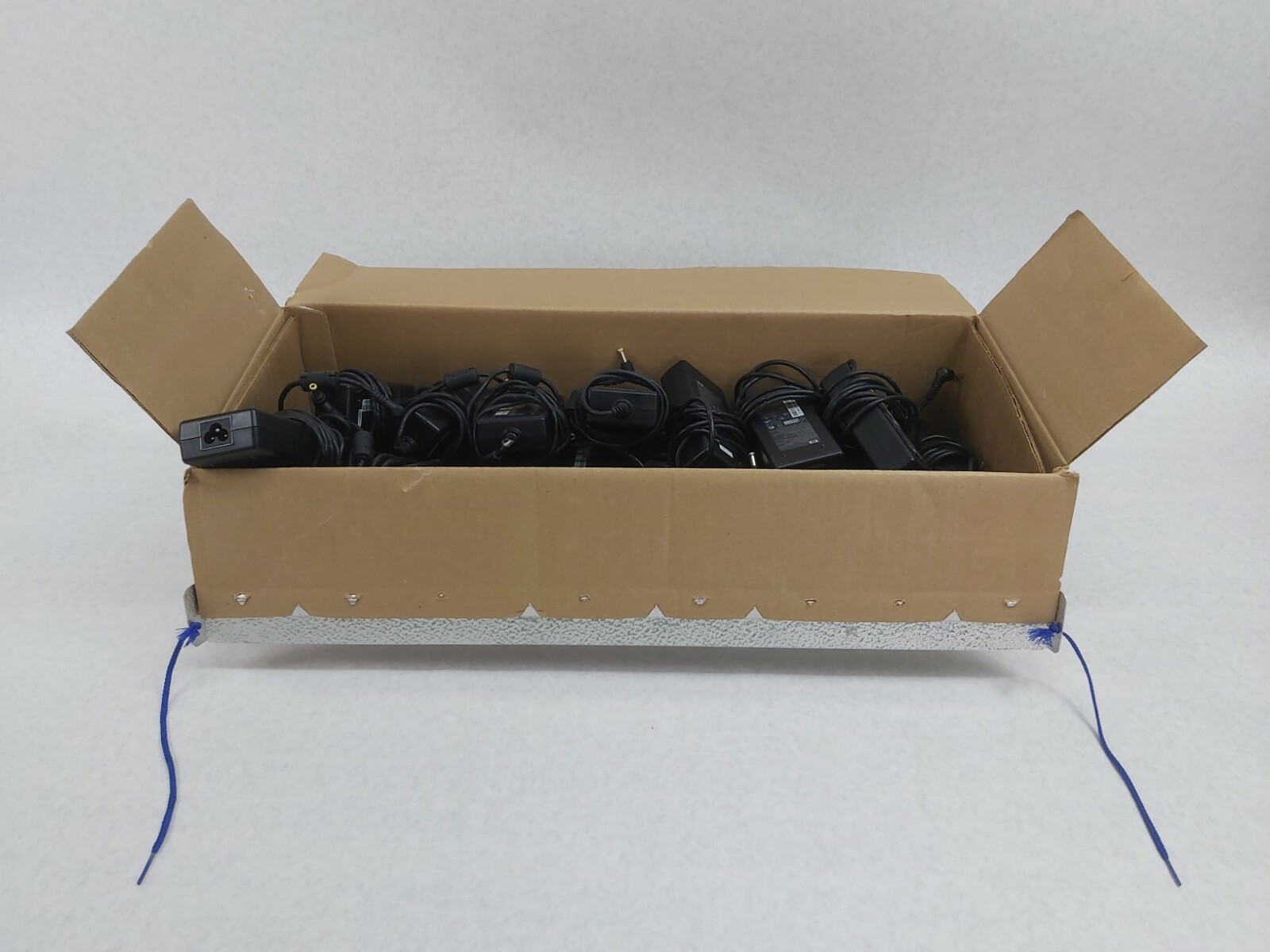 HP 324816-003/325112-001 18.5V 4.9A 90W AC Power Adapter PPP014S OEM (Lot of 4)