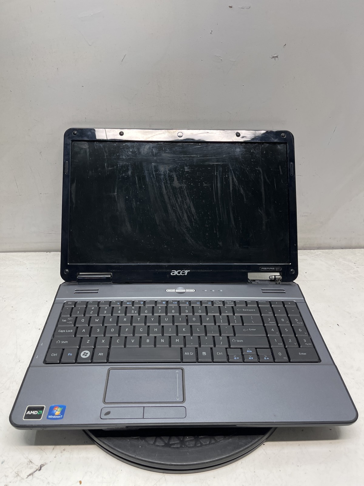 Acer Aspire 5517 KAWG0 AMD Athlon TF-20 1.6GHz 3GB NO HDD
