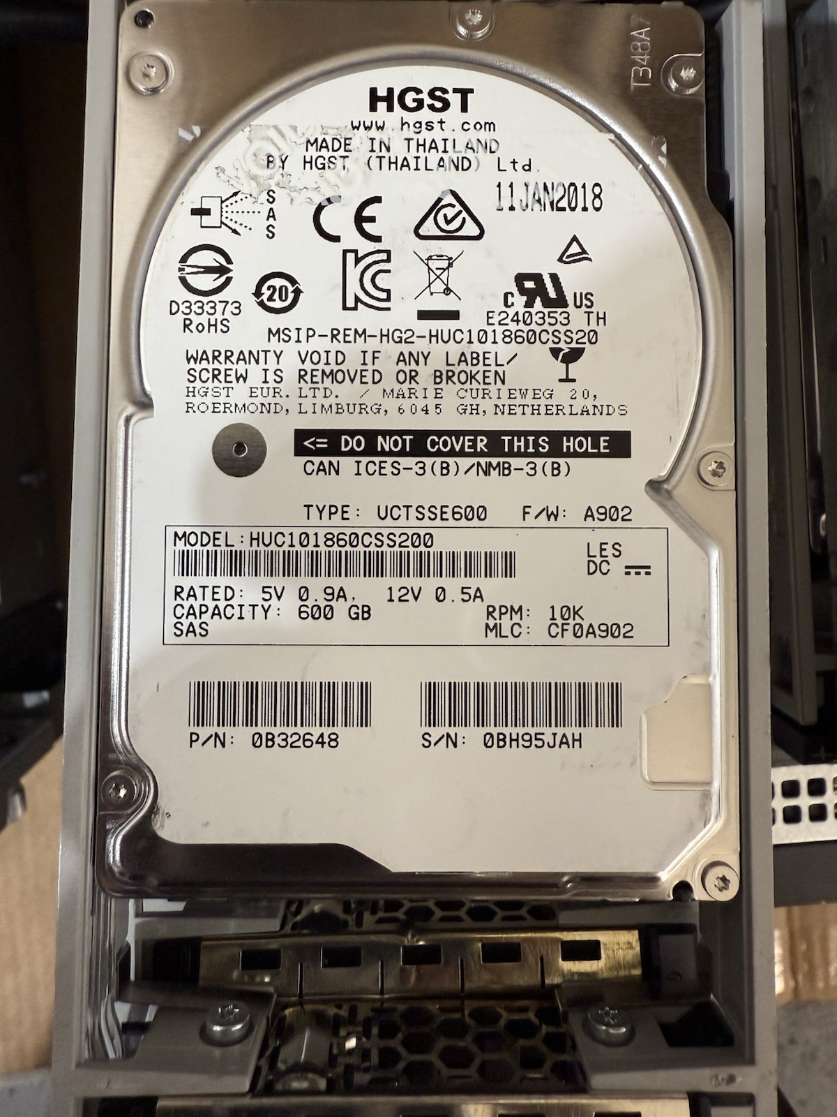 HGST 0B28808 HUC101860CSS200 600GB 2.5 Inch SAS 10K Hard Drive with Tray