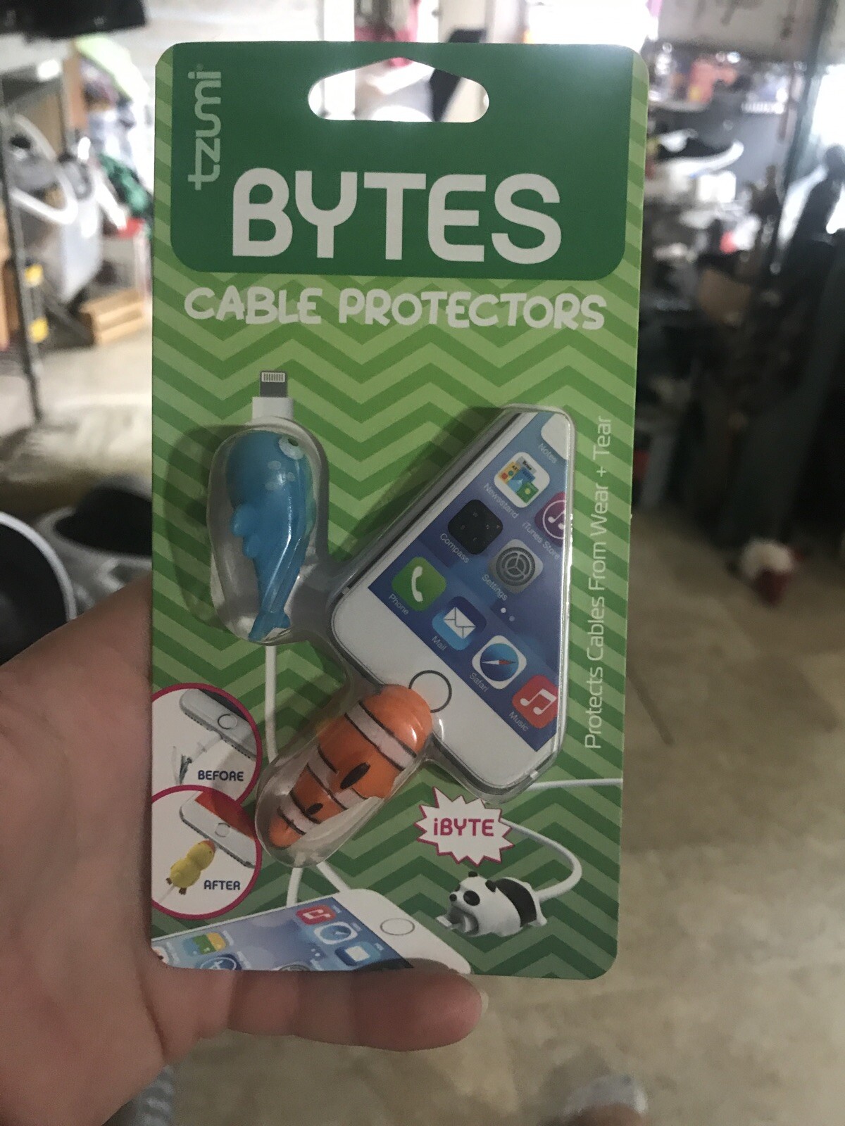 Tzumi - Bytes Connector Plug Protector (2-Pack) - Whale/Clownfish