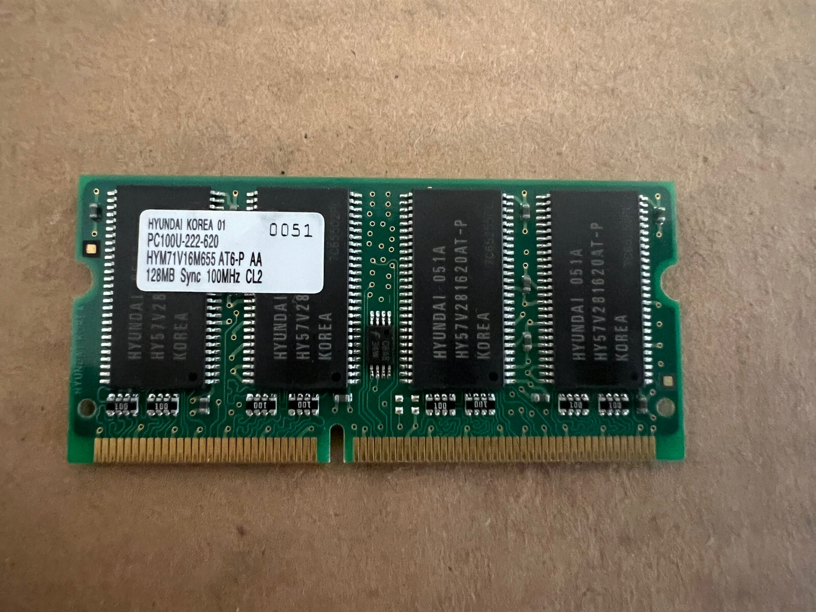 PC100U-222-620 Laptop Memory, HYM71V16M655 AT6-P AA, 128MB SYNC 100MHz CL2