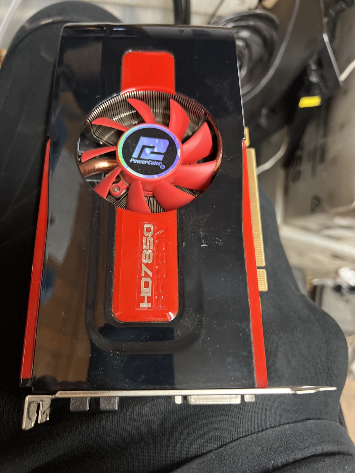 Powercolor Radeon HD 7850 2GB Graphics Card | AX7850 2GBD5-2DH