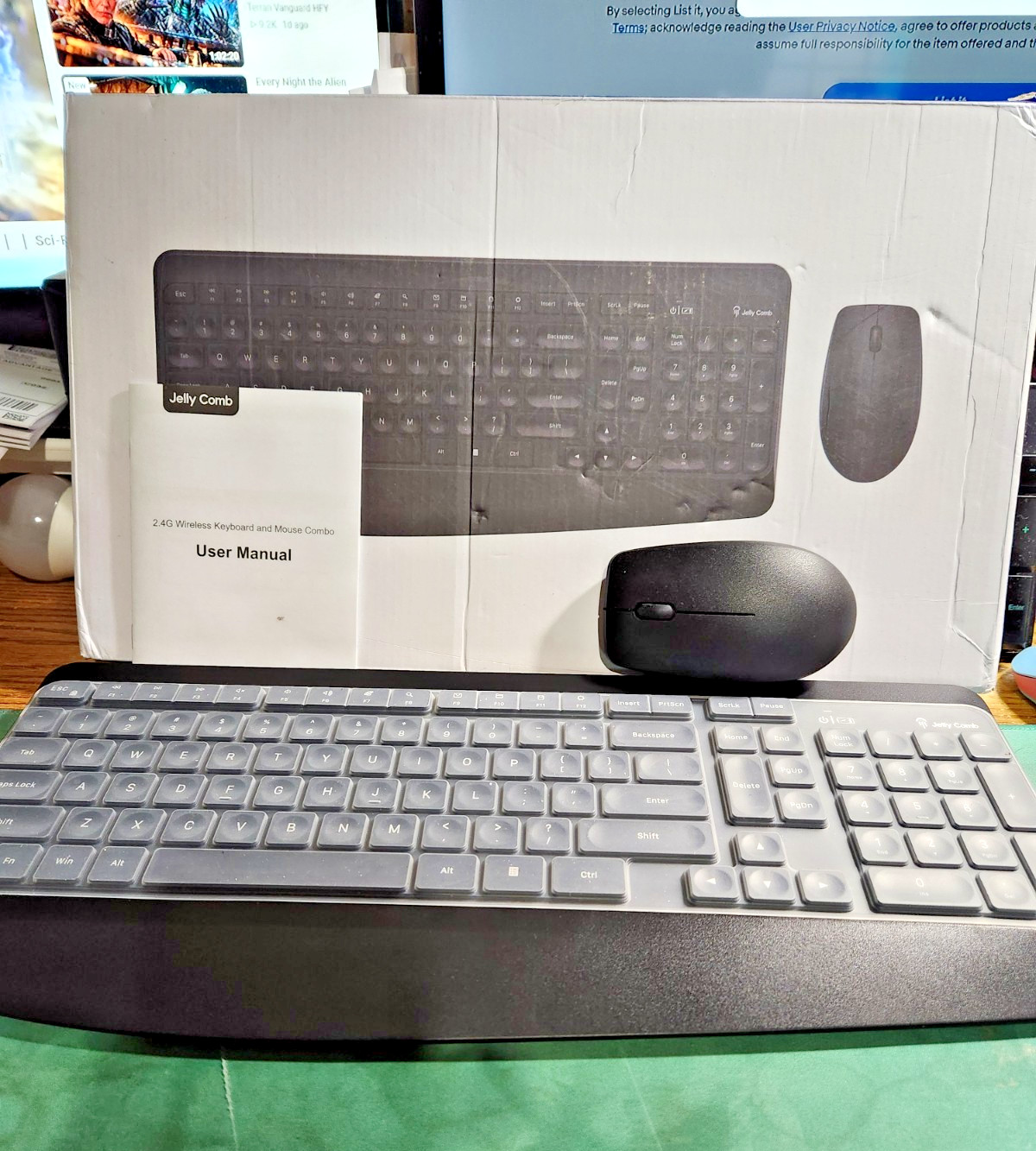 Jelly Comb New Classic Black Ergonomic 2.4G Wireless Keyboard Mouse Combo