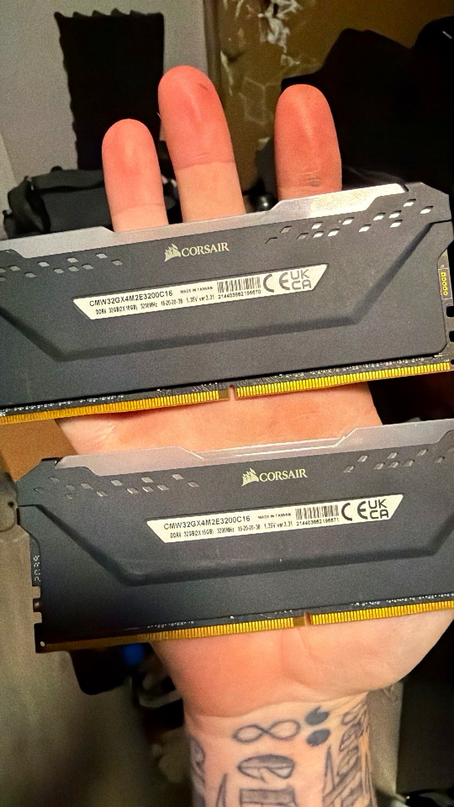 Corsair Vengeance RGB Pro 32GB (2x16GB) DDR4-3200 DIMM XMP C16