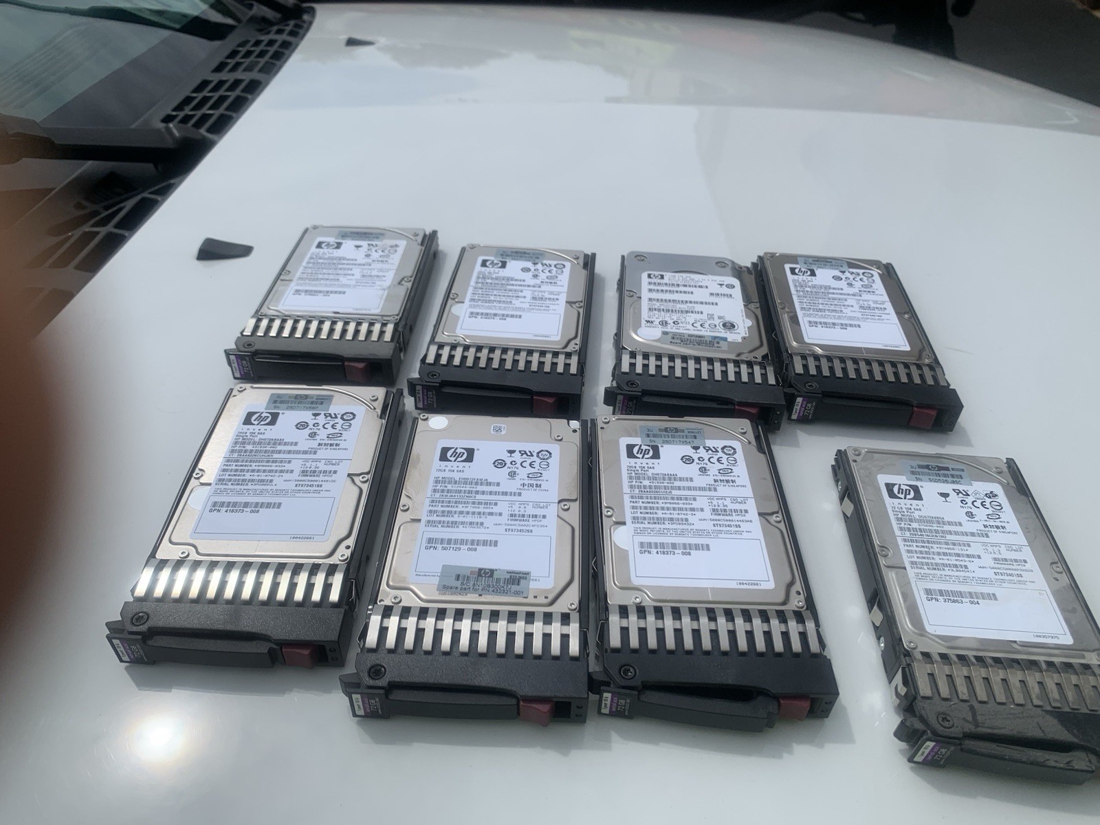 Lot of 8 HP DG072BB975 430165-002 2.5" 72GB 10K SAS Hard Drive W/ Caddy