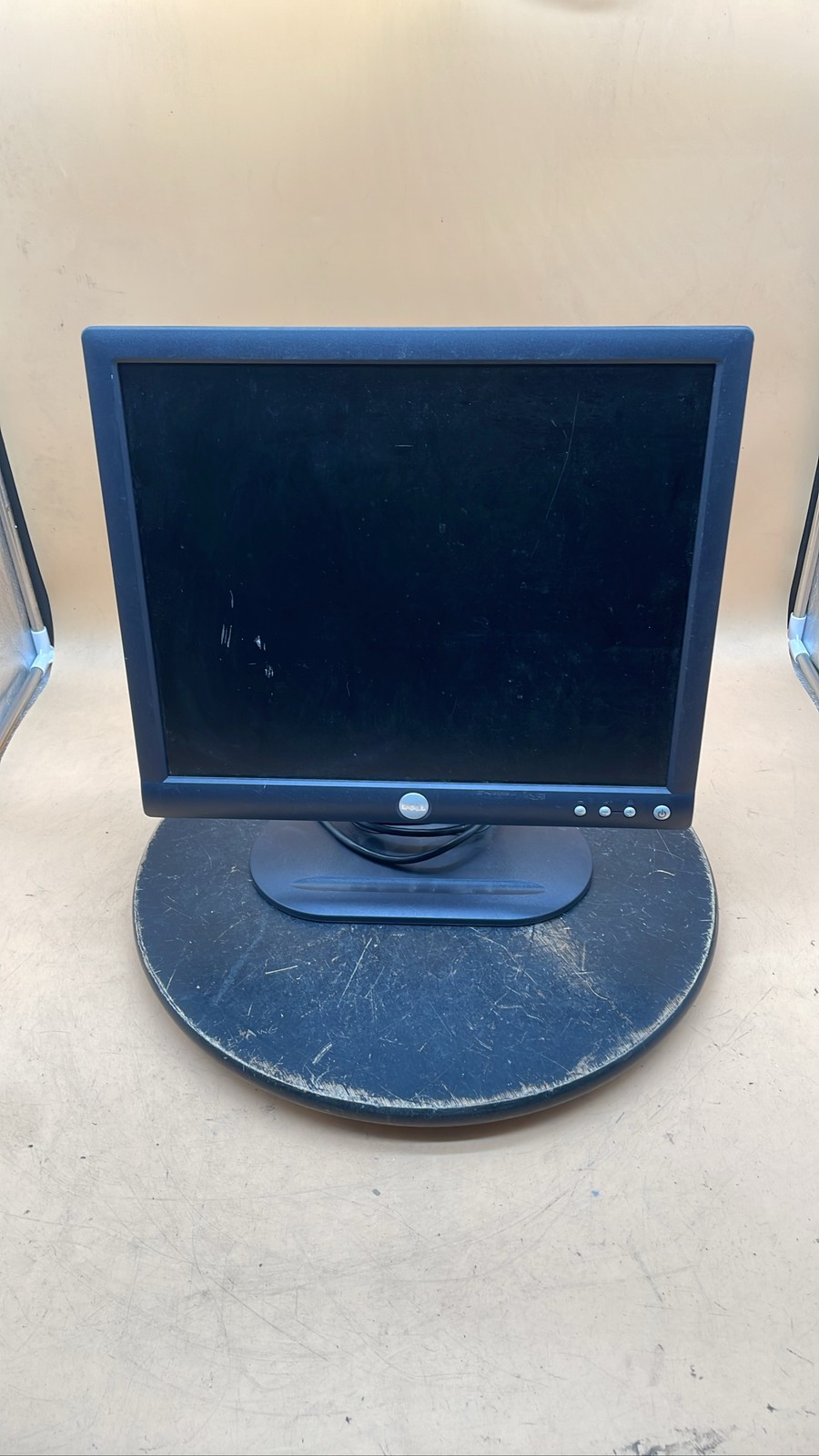 Dell E173FPc 17-Inch Active Matrix TFT LCD Flat Panel Monitor Unit w/ Power Cord