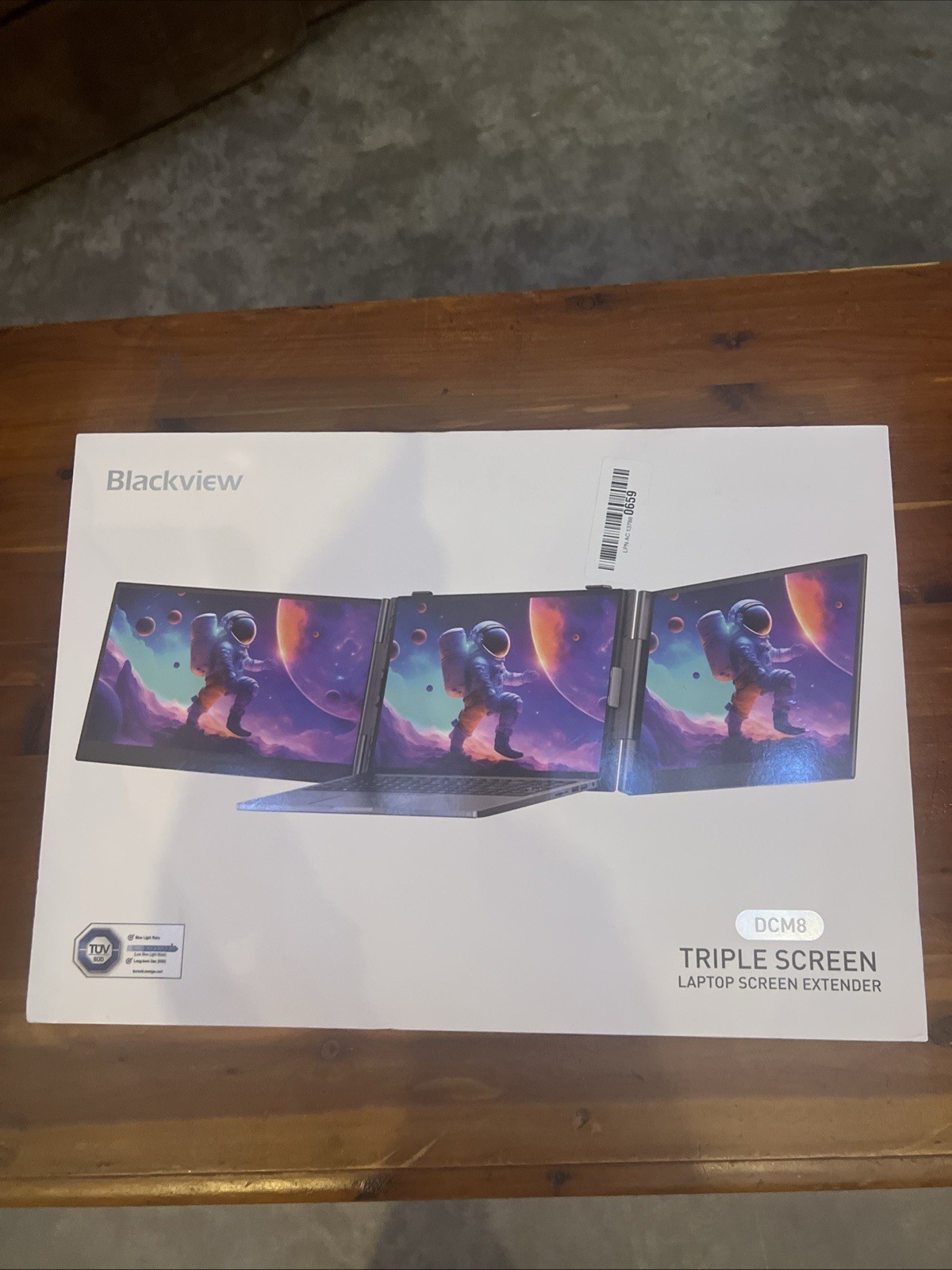 Blackview DCM8 triple screen laptop extender