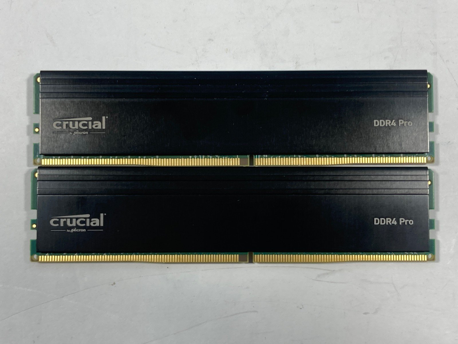 Crucial 64GB (2 x 32) DDR4 RAM 3200MHz UDIMM Computer Memory
