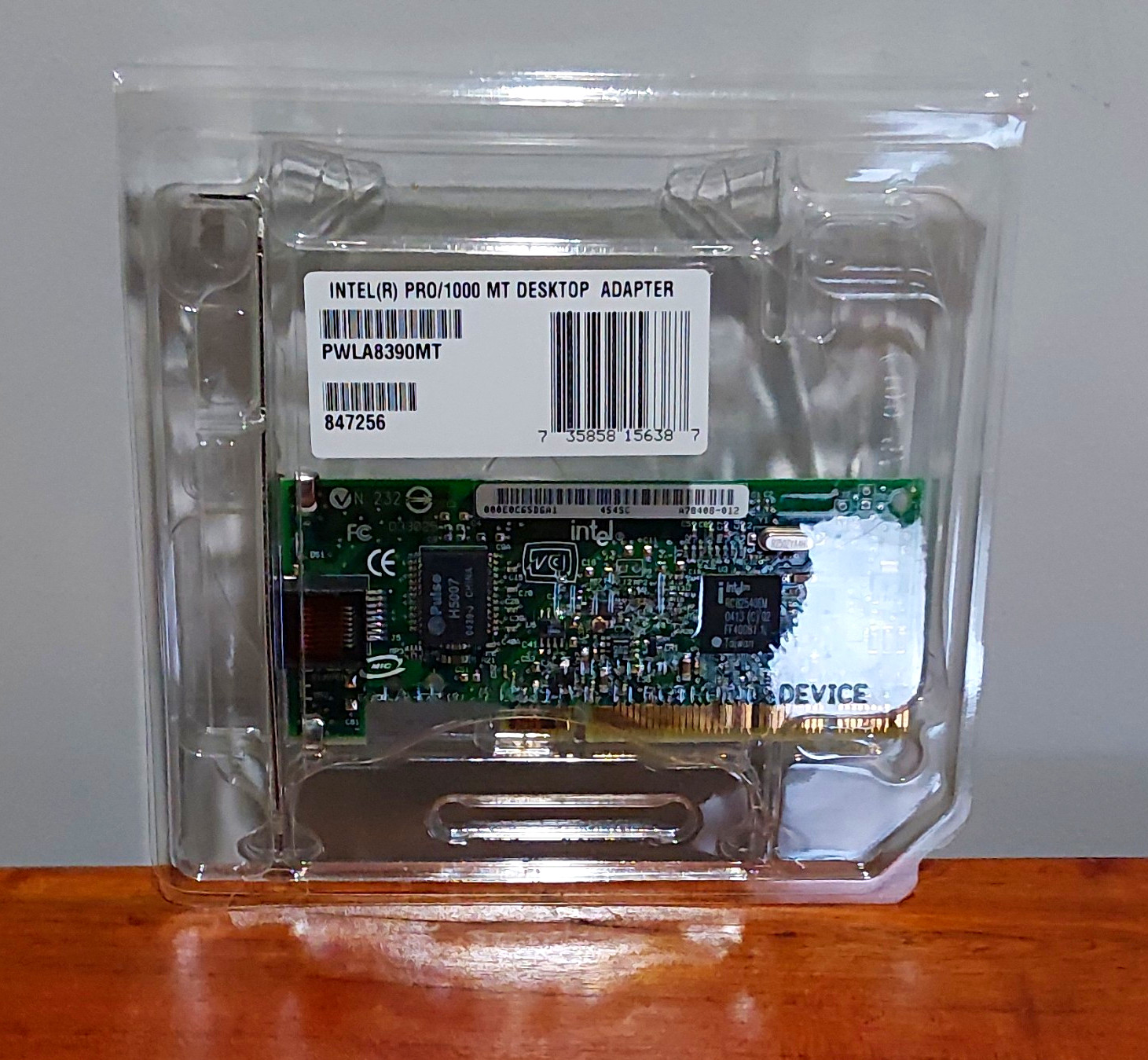 Intel PRO/1000 MT PCI Gigabit 1Gbps RJ-45 Desktop Adapter PWLA8390MT