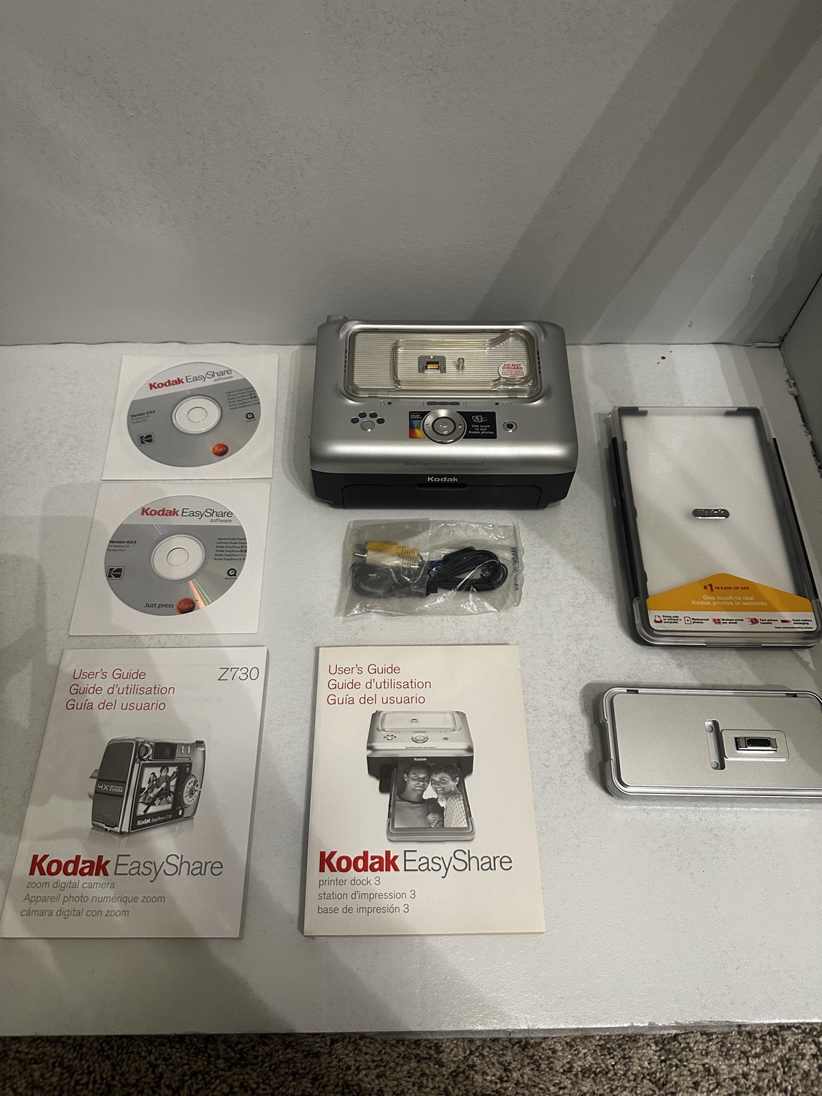 Kodak EasyShare Series 3 Camera Dock & Photo Printer w/power cord & Accessories