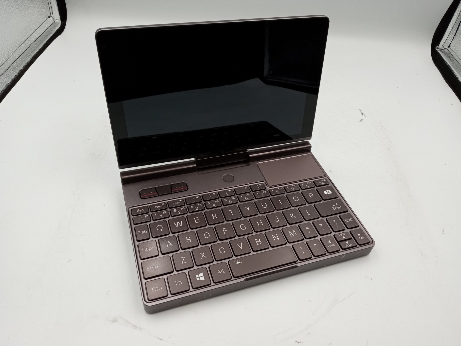 GPD Pocket 3 G1621-02 8" 2in1 Touch Intel i7-1195G7 16GB RAM -PARTS/REPAIR -RR