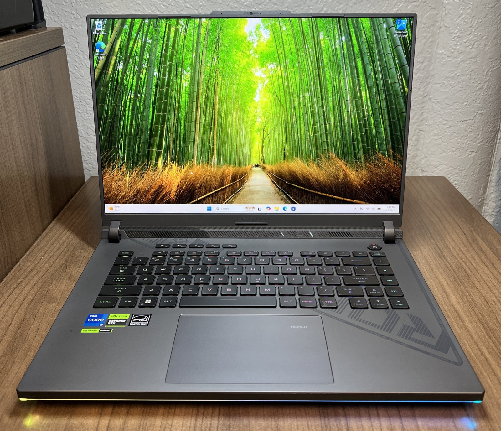 ASUS ROG Strix G614JI 16" i7-13650HX 16GB 512GB GeForce RTX 4070(8GB) W11H