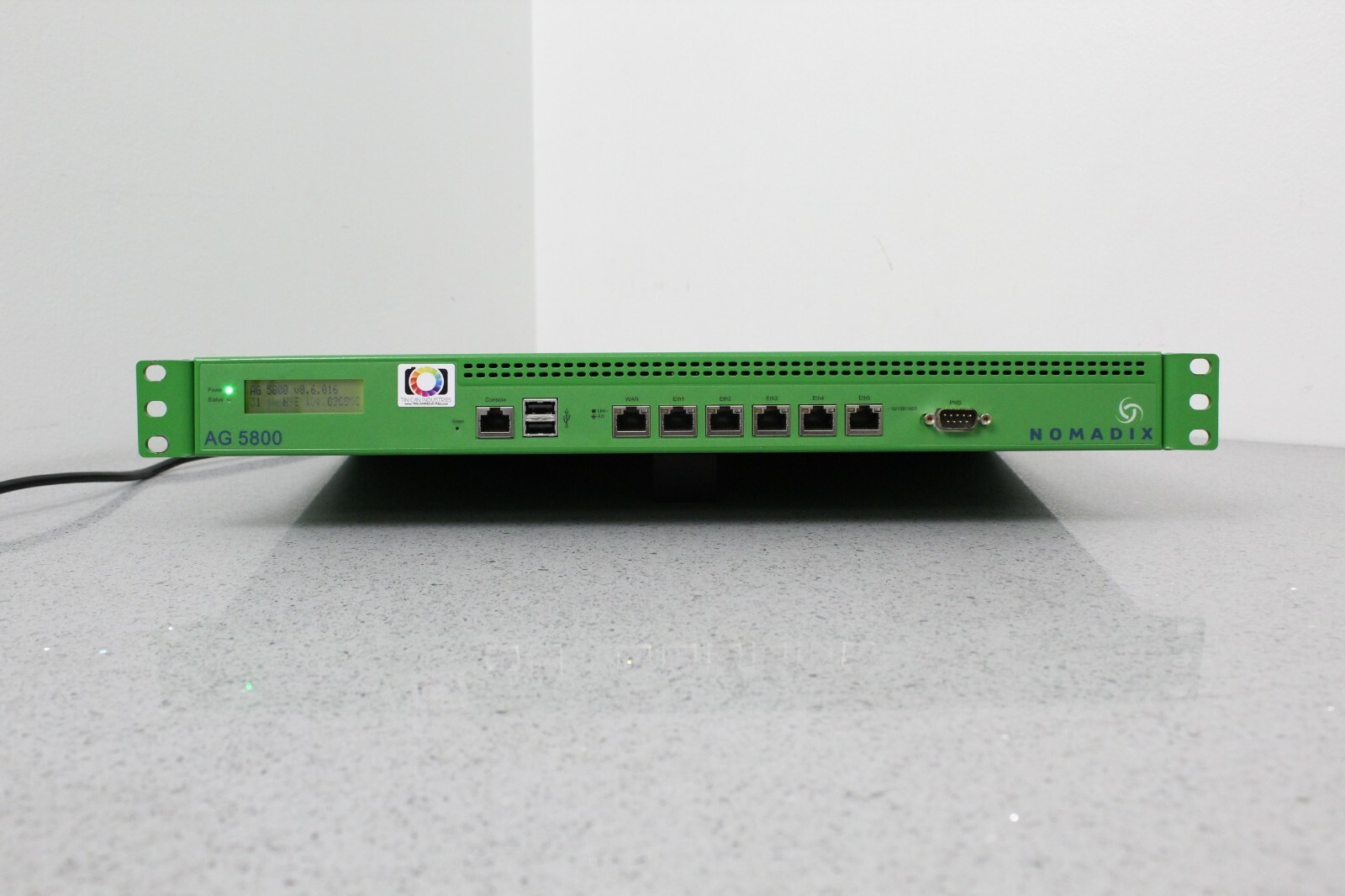 Nomadix AG 5800 Professional Scalable Internet Access Gateway  