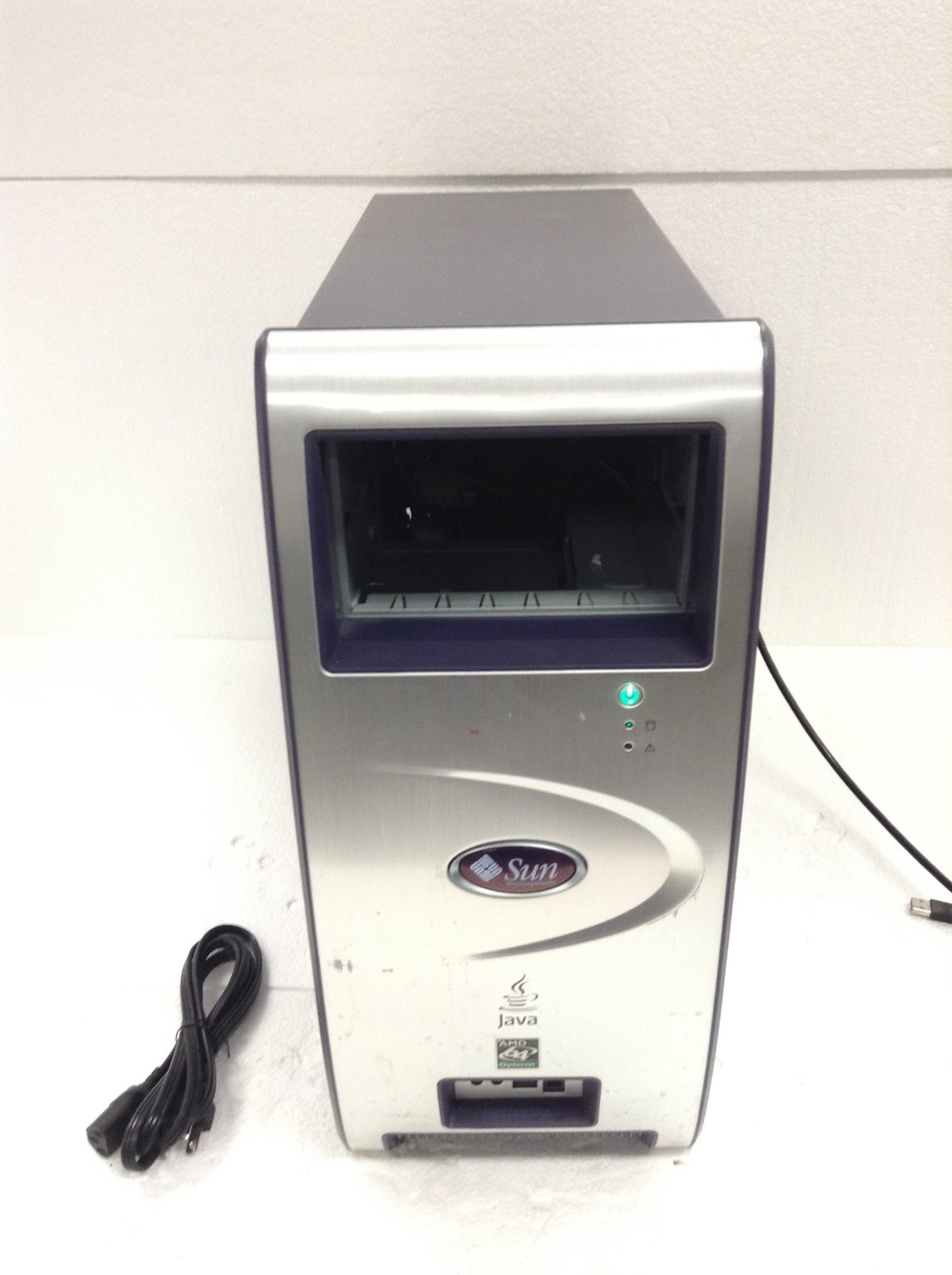 Sun Microsystems W2100z Tower Dual AMD Opteron 2.4GHz 1GB RAM  WORK