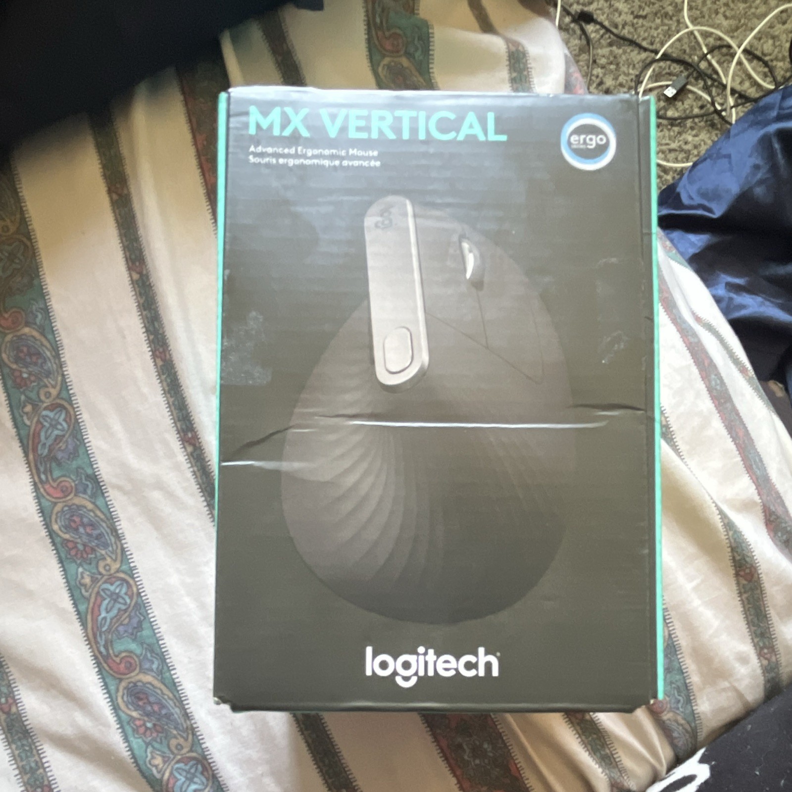 Logitech MX Vertical Ergonomic Vertical Mouse Bluetooth/USB Black 910-005447