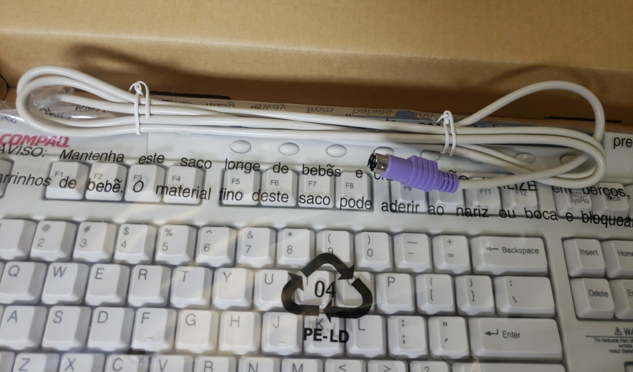 Vintage Ultra Rare NEW HP / Compaq SK-2860 PS/2 Keyboard Silver — English