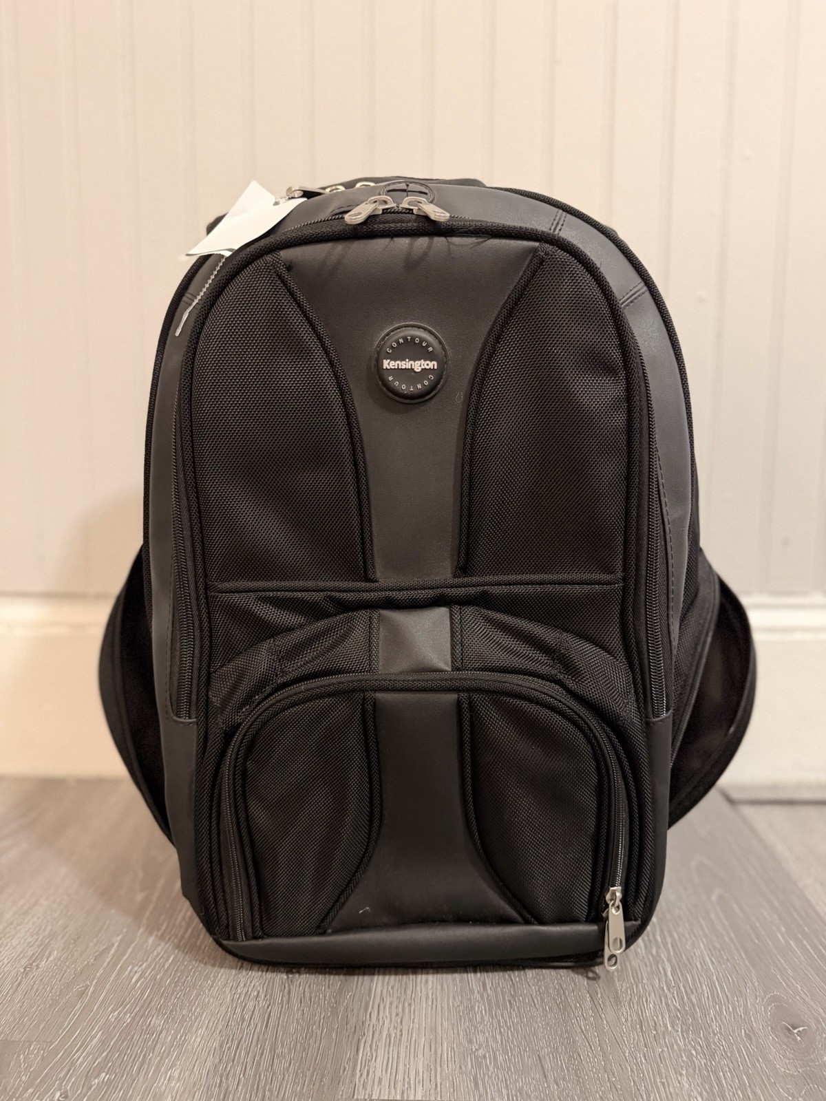 Kensington Contour Laptop Backpack Black Travel Business Computer Bag NEW NWOT