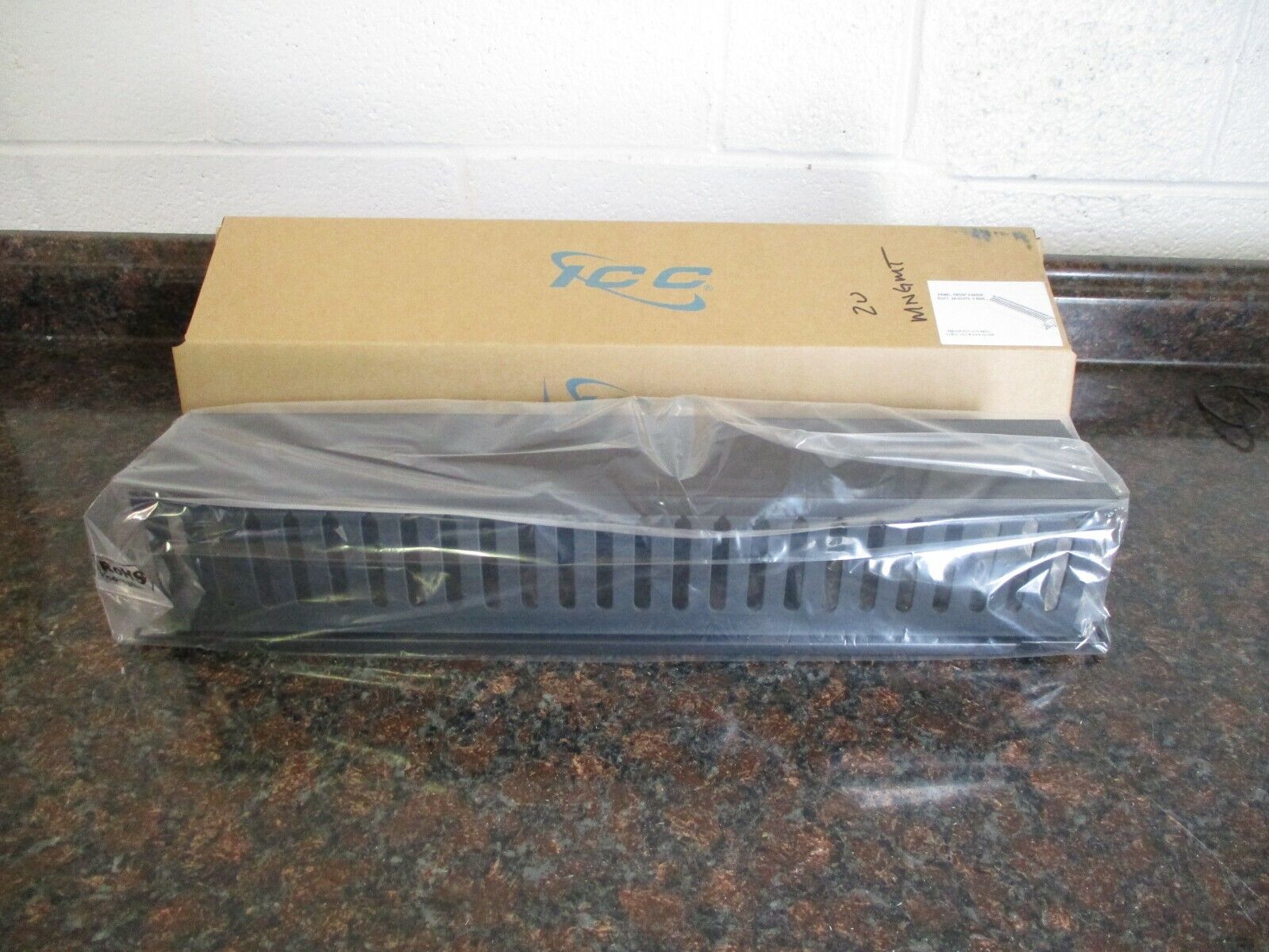 ICC ICCMSCMA42 2RMS Panel Front Finger Duct 24-Slot NOS  