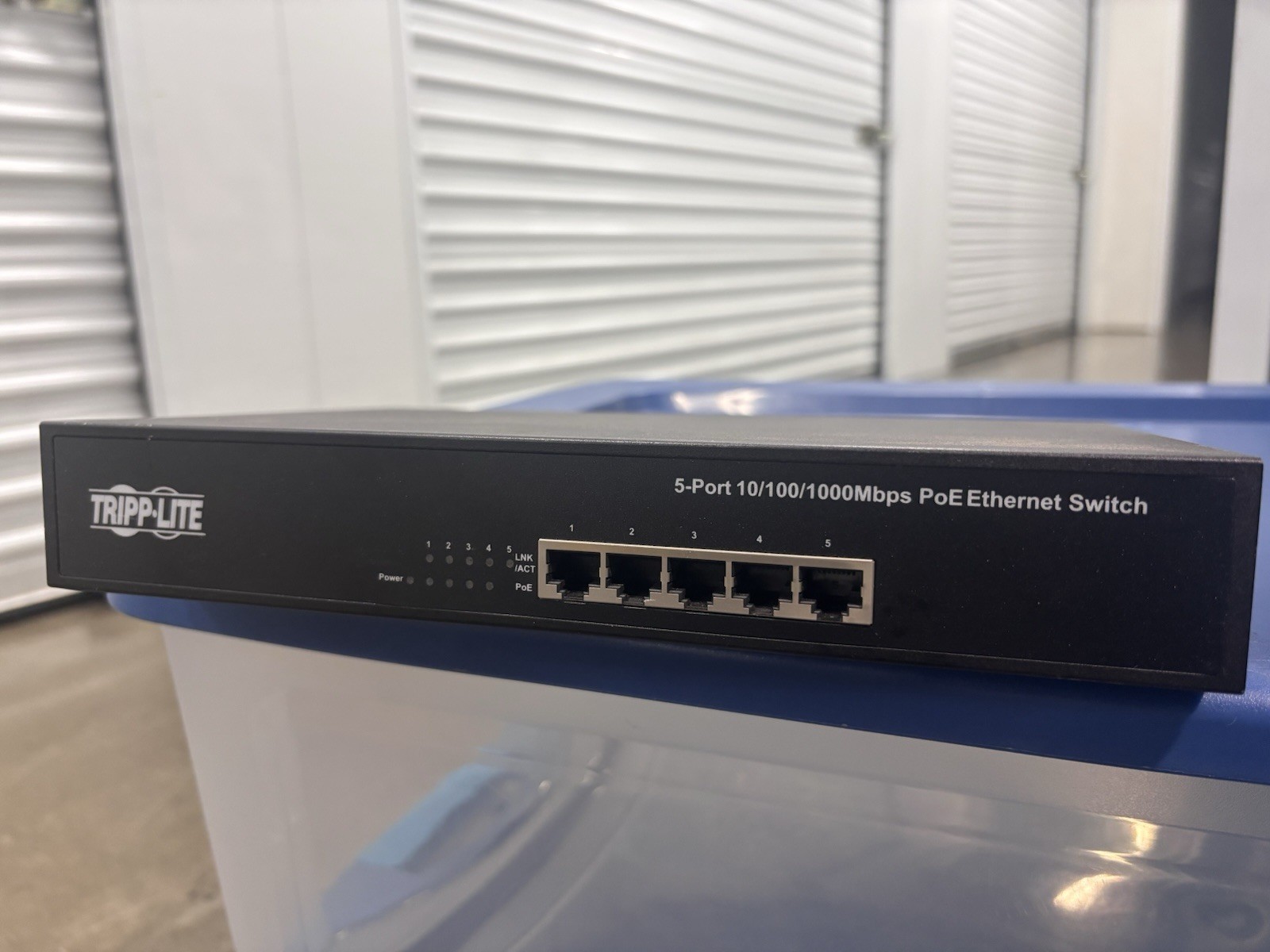 TRIPP-LITE (NG5POE)  5-Port 10/100/1000mbps