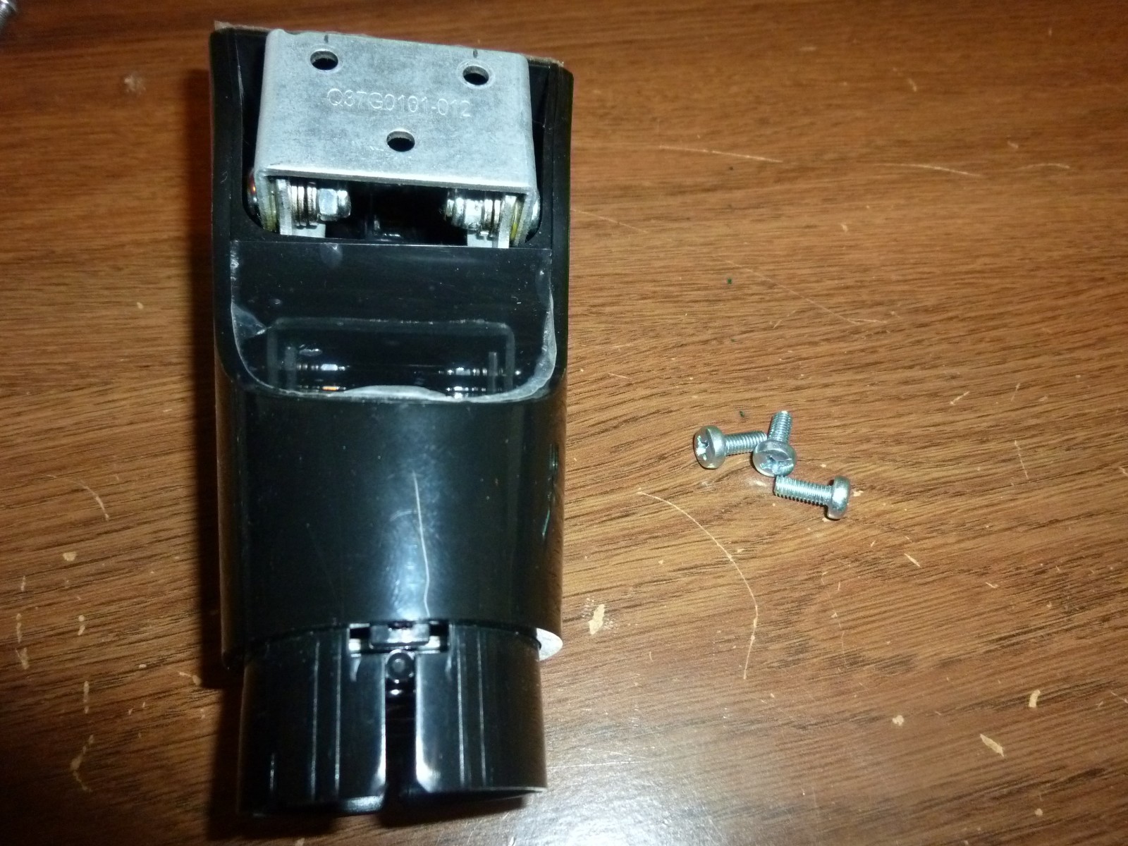AOC  Neck Insert Only w/Screws for Base of 931Swl 18.5" Wide Screen LCD Monitor