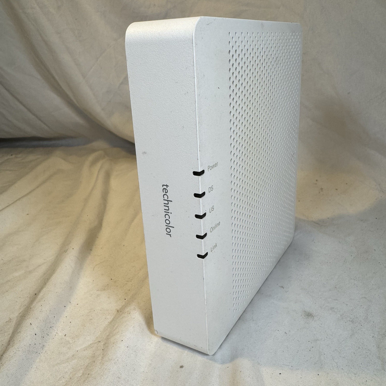 Technicolor Ultra-Broadband Cable Modem - Model TC4400-AM With Power Cord