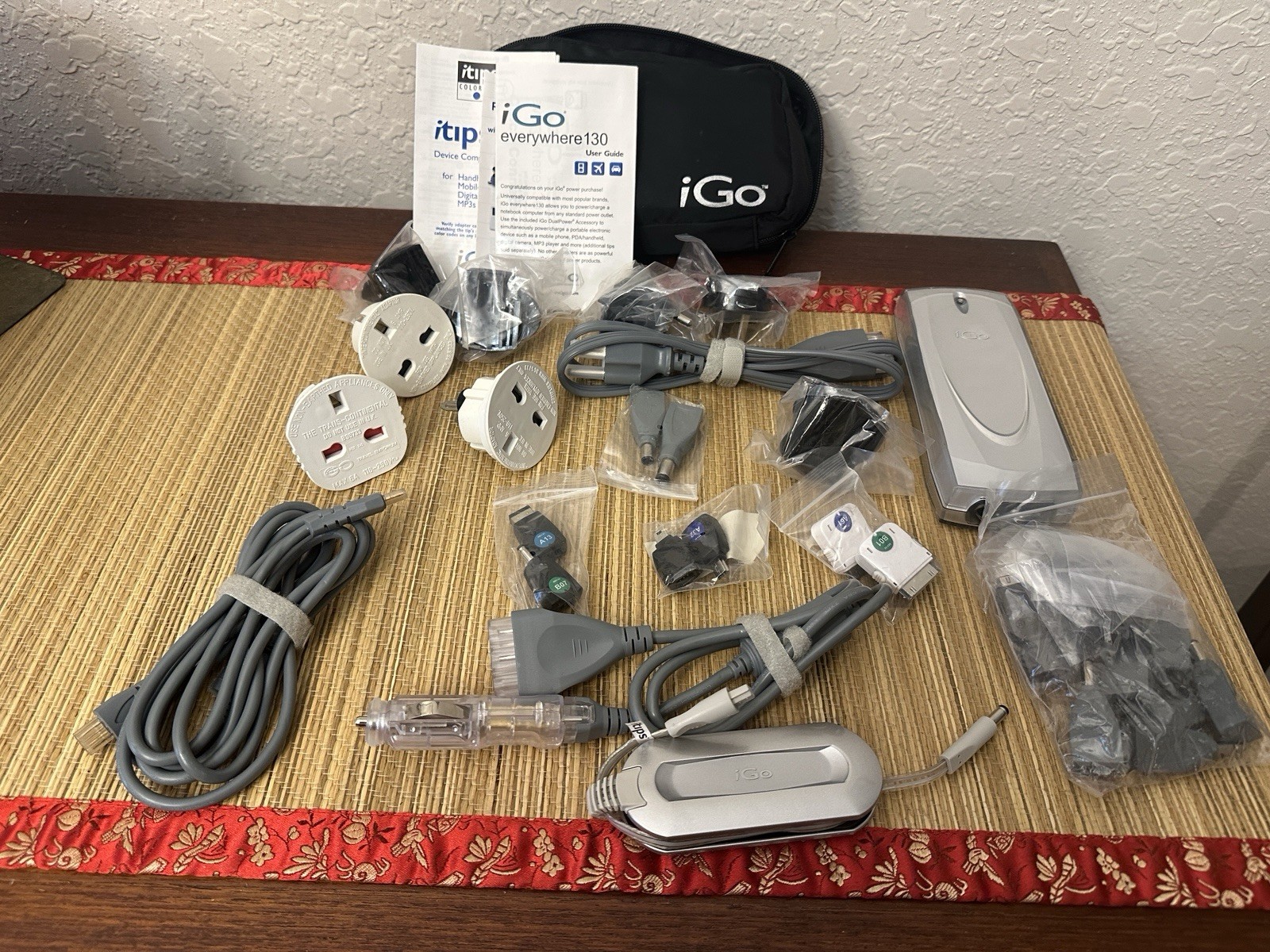 iGo Everywhere 130 With Colormatch iTips Adapter Kit for International Travel
