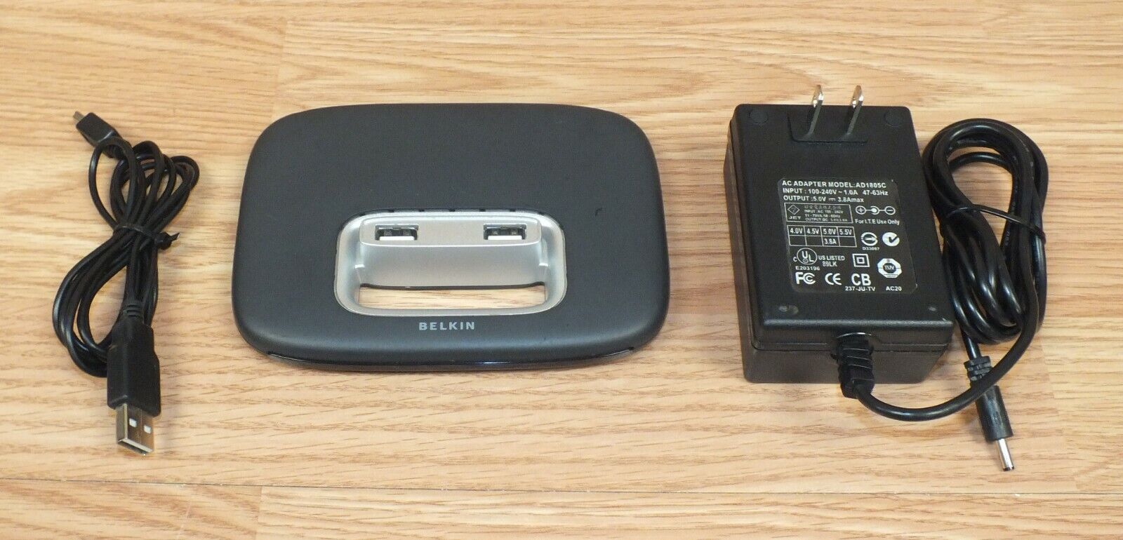 Genuine Belkin (F5U237) Hi-Speed USB 2.0 7 Port Adapter Hub w/ Power Supply 