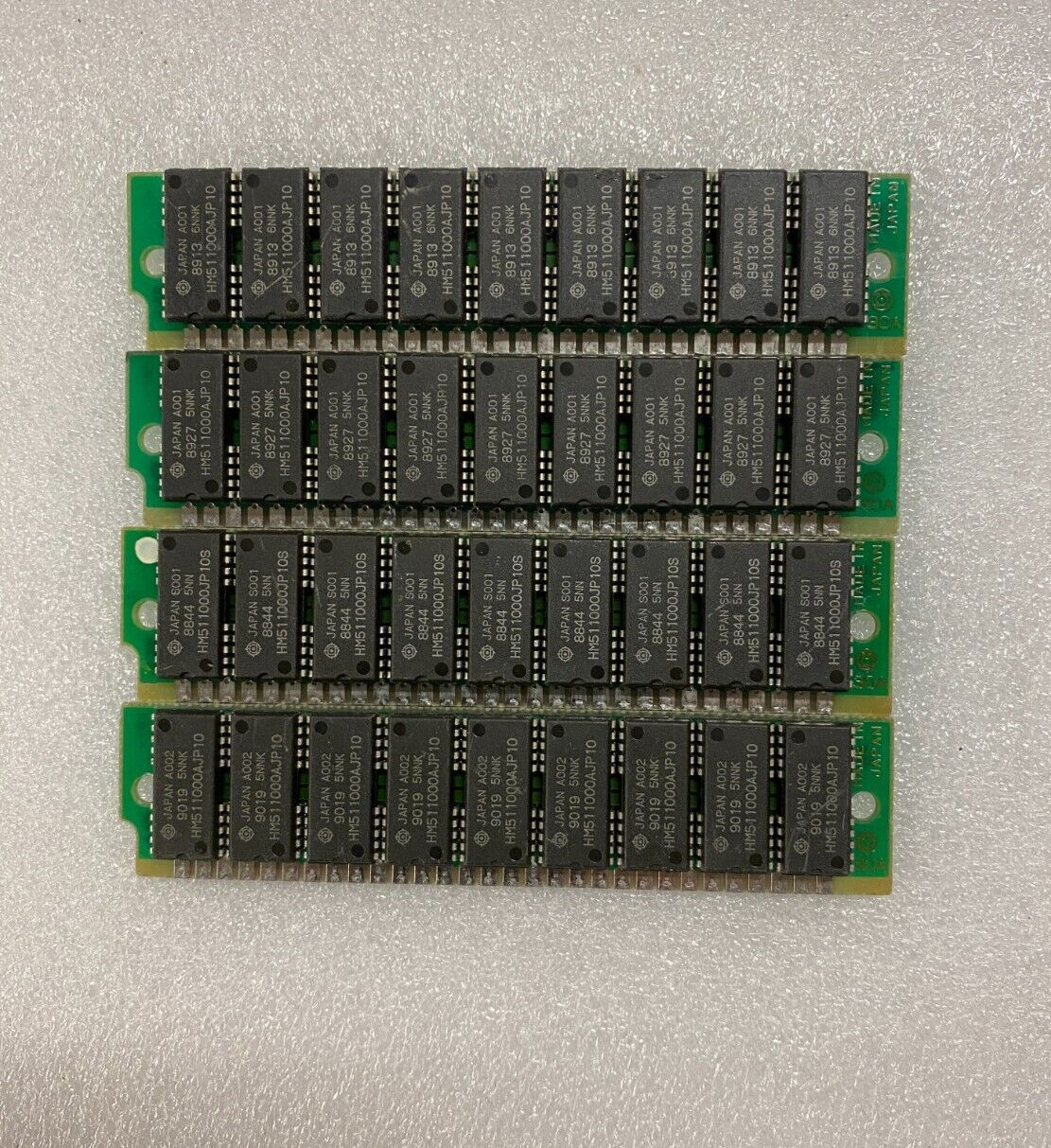 Vintage 4MB (4x1MB) 30 Pin SIMM 1x9-10ns FPM Parity for Sun, IBM, Compaq, HP