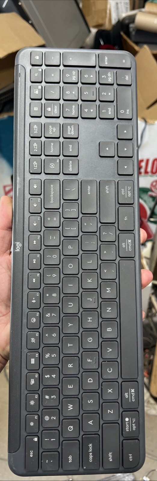 Logitech Signature Slim K950 Wireless Keyboard No Dongle ~ 
