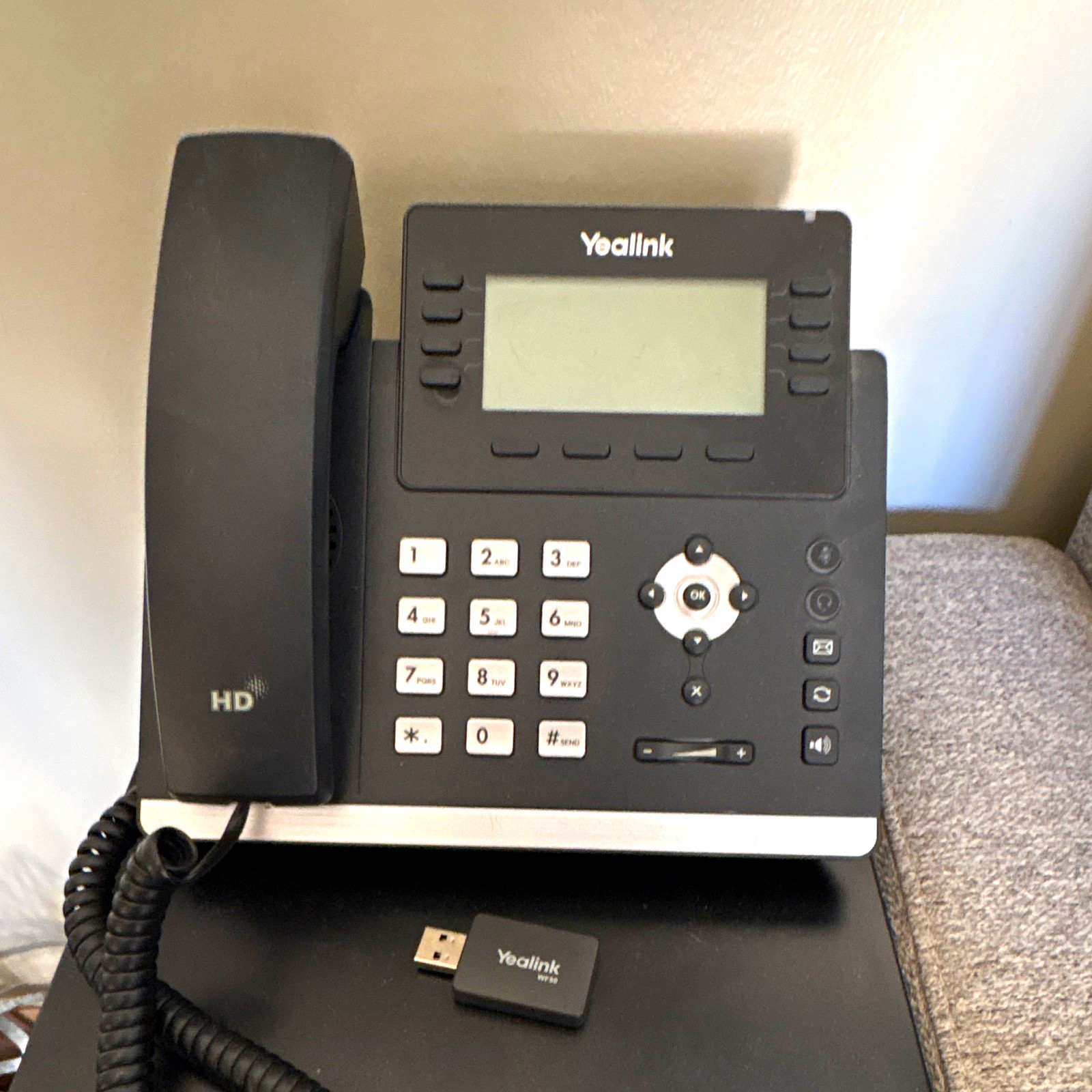 Yealink SIP-T46S 16-Line Black IP Phone PoE  + USB Wideband Speakerphone
