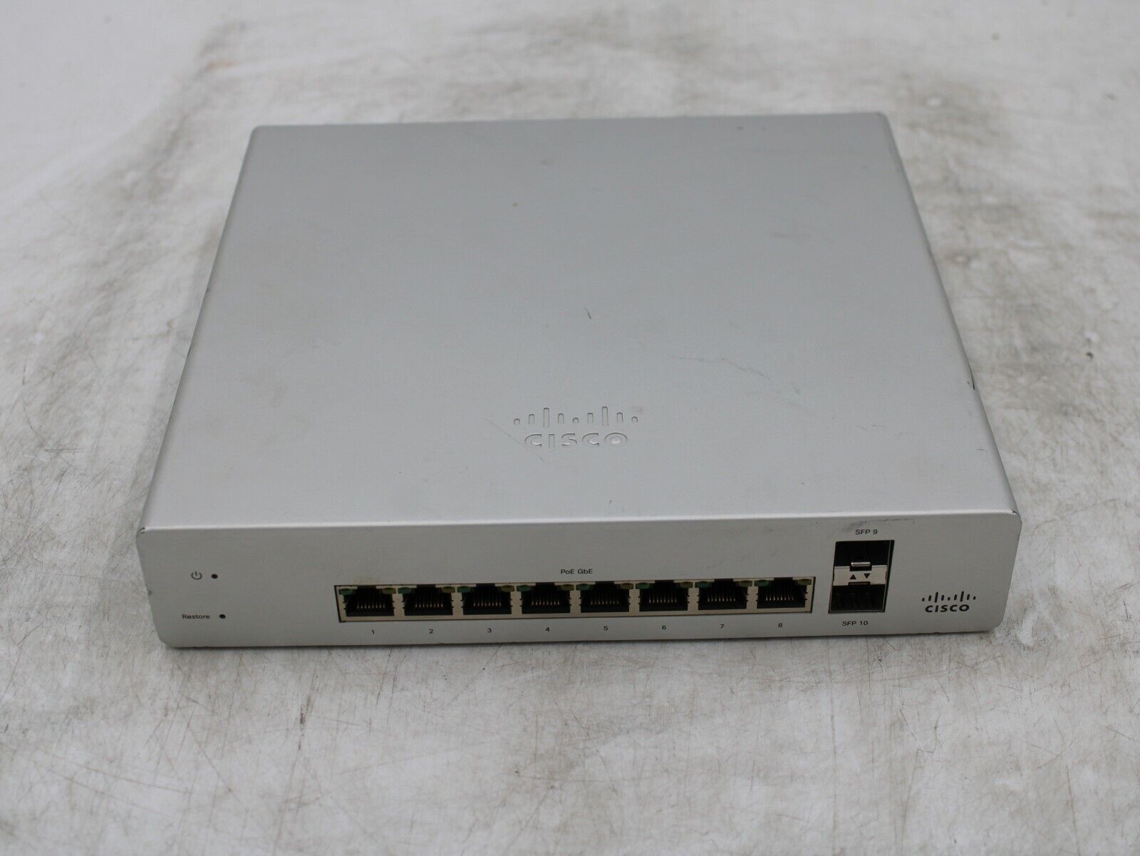 Cisco Meraki Meraki MS220-8P 8-Ports Desktop Gigabit Ethernet Switch UNCLAIMED 