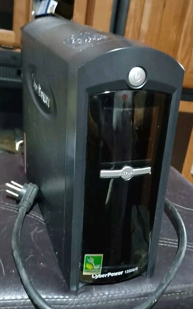 CyberPower 1350avr
