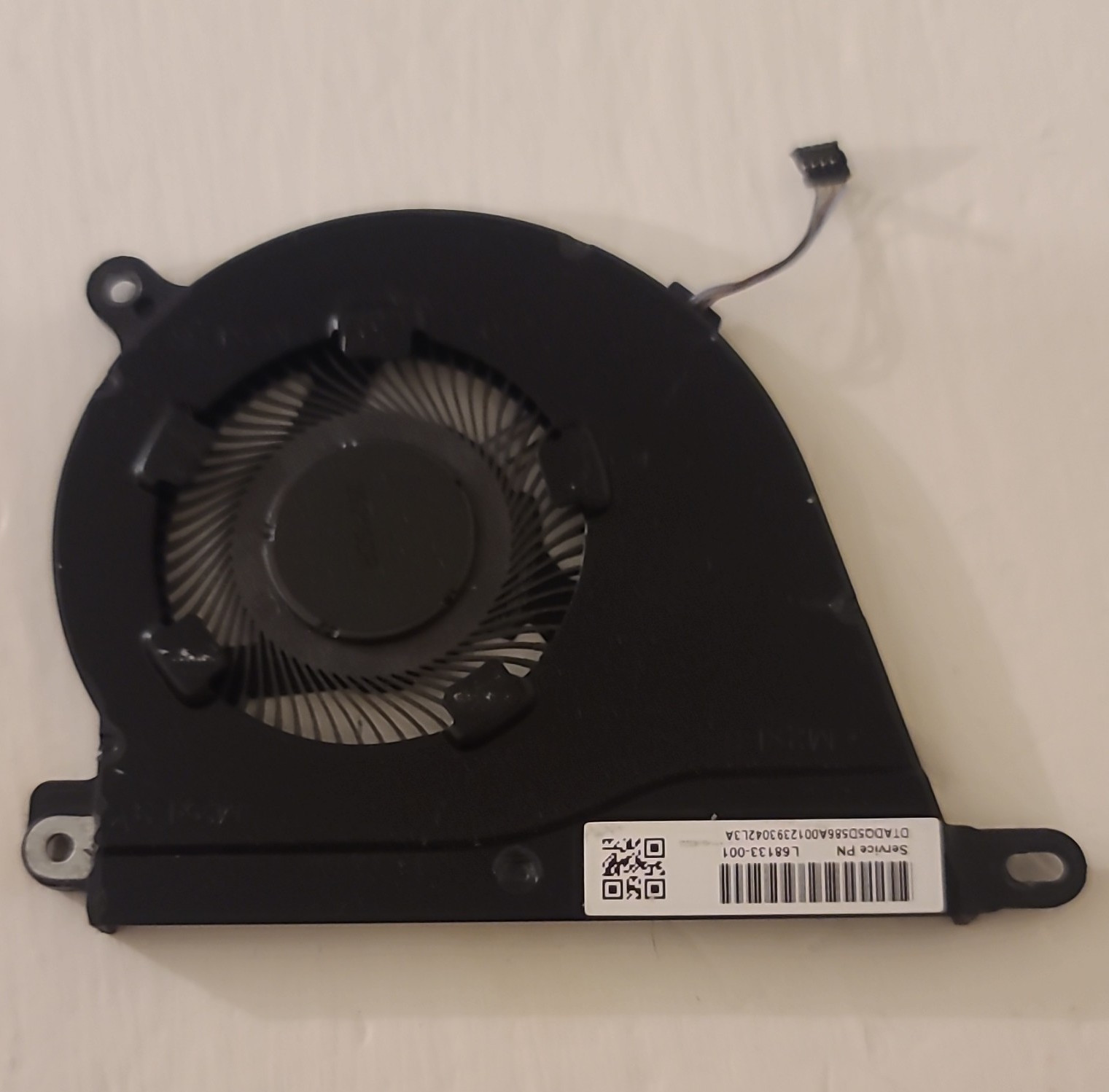 HP Laptop CPU Cooling Fan 4-Pin 5V Black Plastic/Metal For HP MPN L68133-001