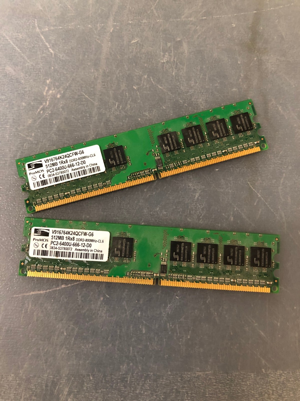 2 x ProMOS 512MB Memory DDR2-800MHz-CL6 SDRAM PC2-6400U-666-12-D0