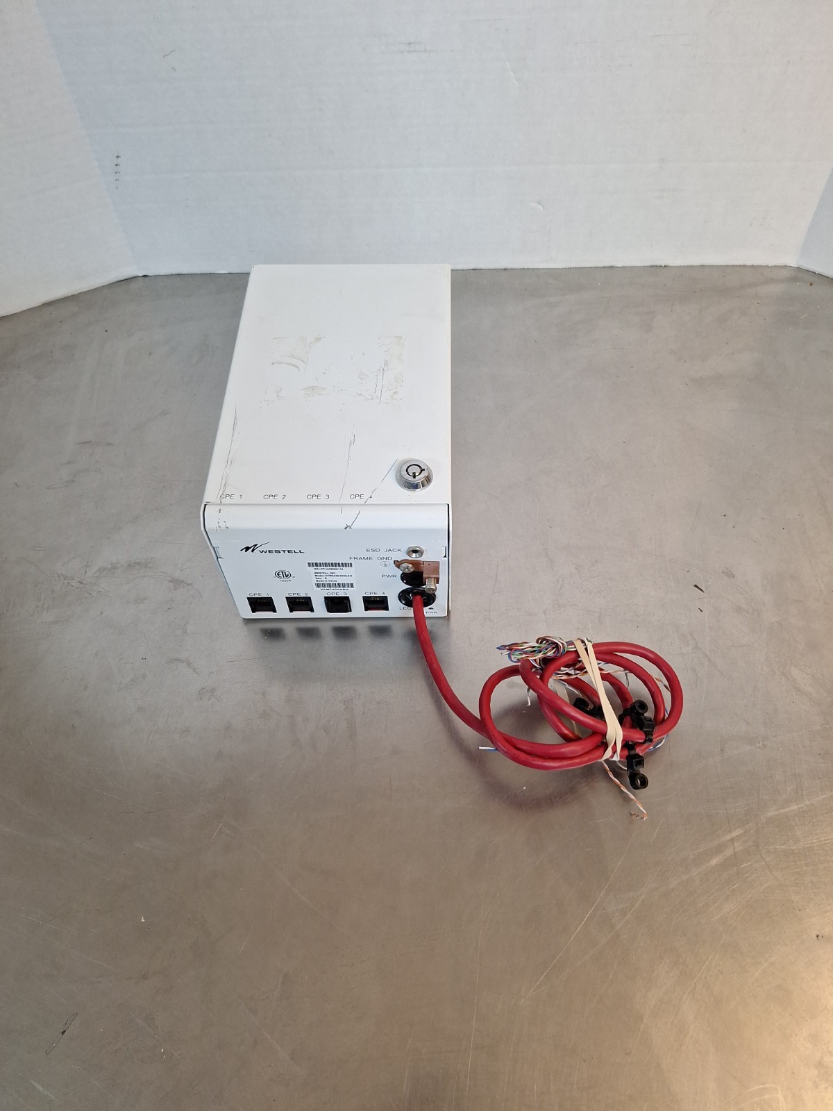WESTELL/ADTRAN DTWA-528-0412L4-9 1223026L5 UNIVERSAL DATA MOUNTING / TRANSCEIVER