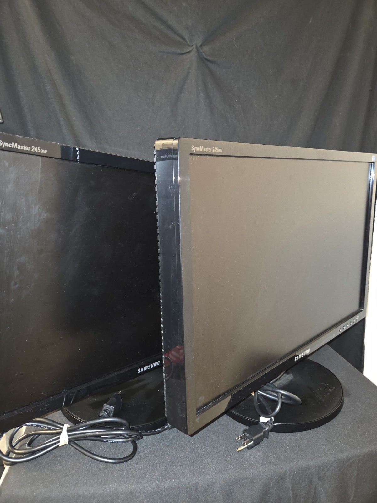 Samsung Syncmaster 245bw 24 Inch Gaming Monitor With Cables Adjustable Stand