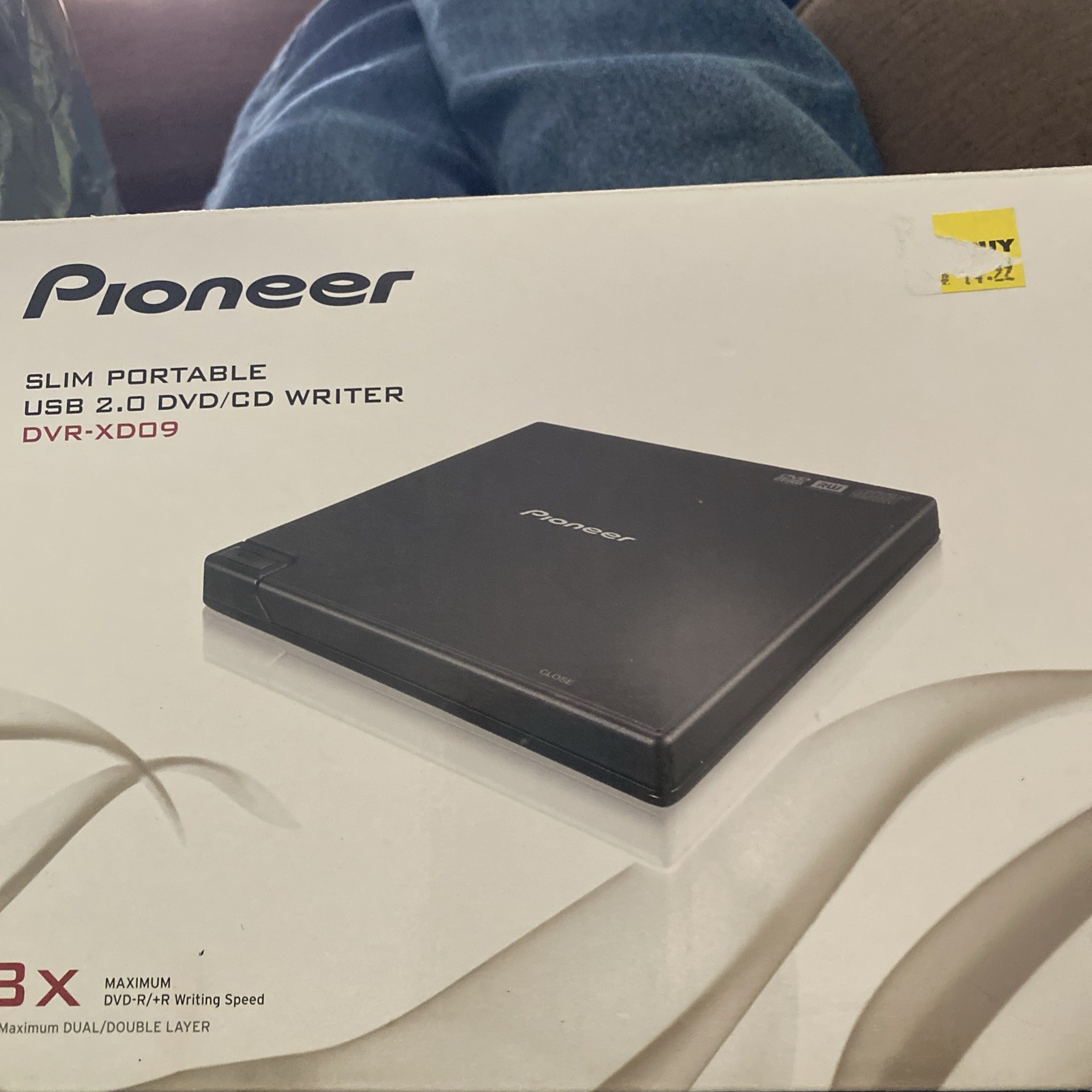 Pioneer External DVD/CD Writer DVR-XD09 8X Slim Portable USB 2.0 DVD/CD WRITER