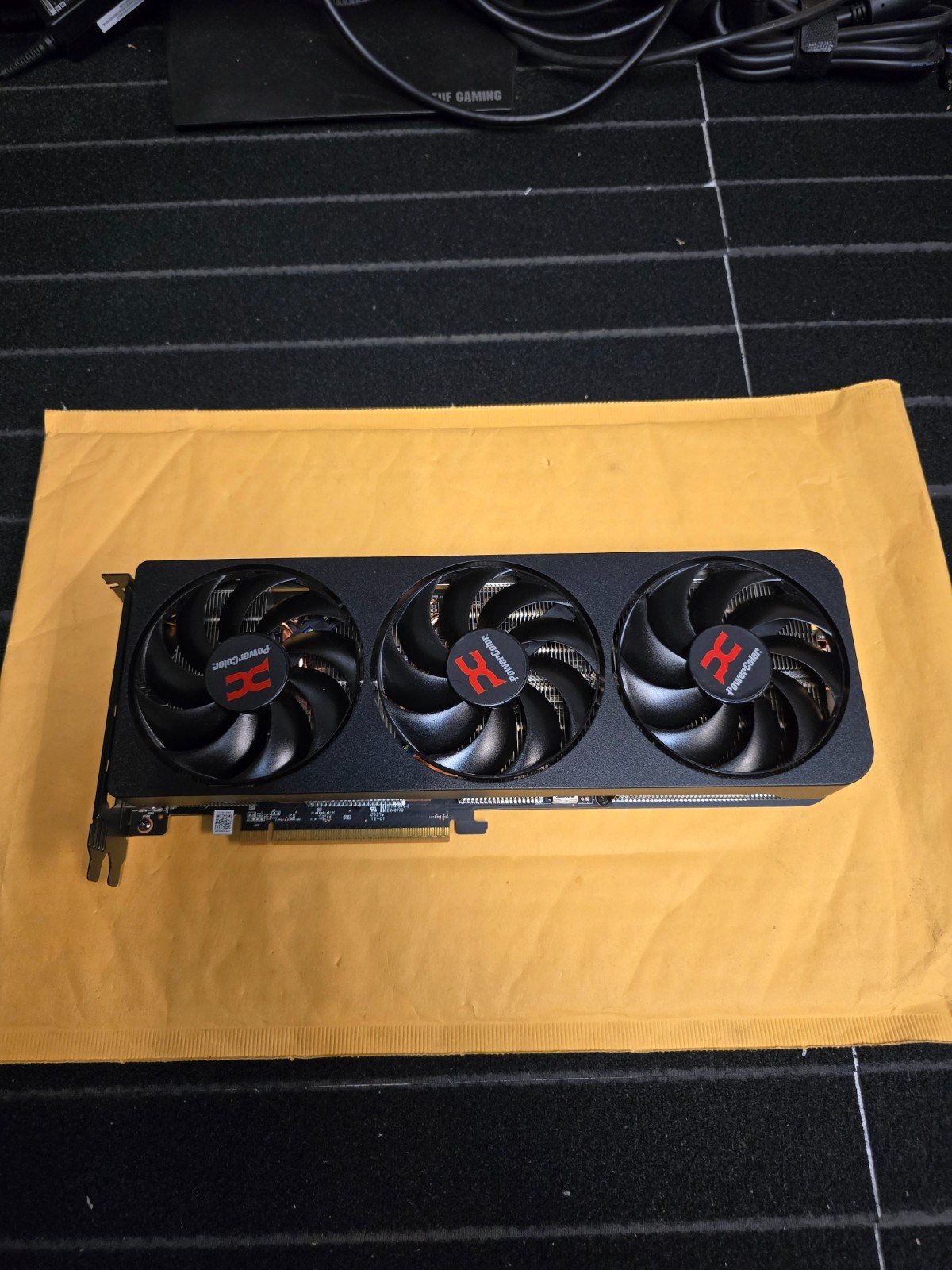PowerColor Reaper Radeon RX 9070 XT 16GB GDDR6 PCI Express 5.0 x16 RDNA 4 ATX