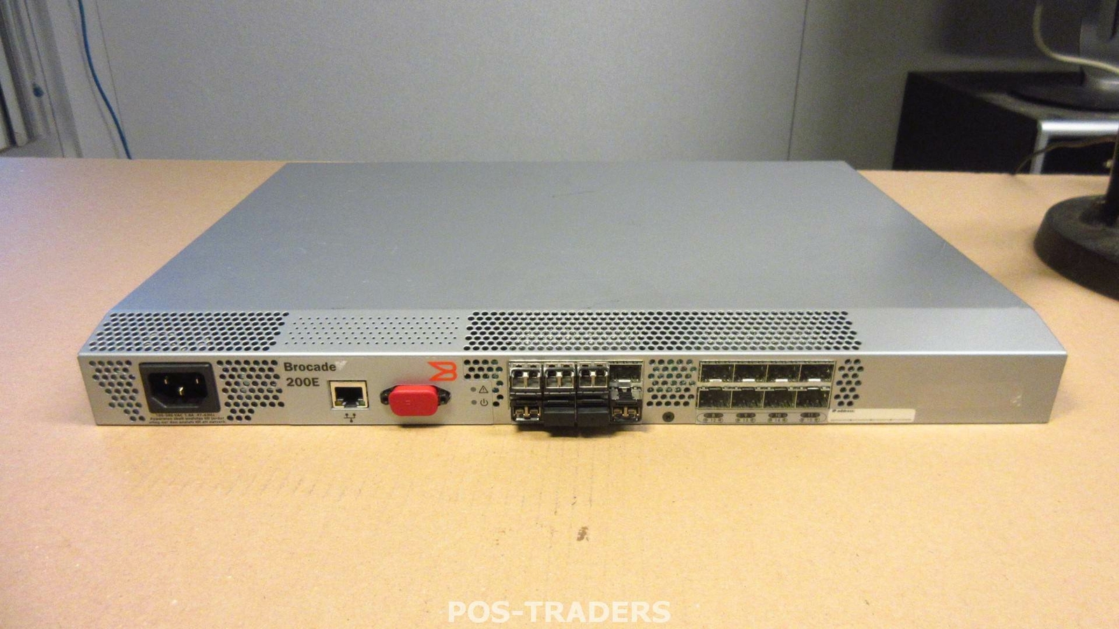 Brocade 200E Dell WH090 DL210E-R0005 16-Port 4GB Fibre Switch - INCL 7x SFPs