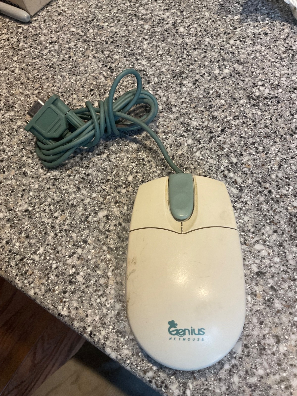 Vintage Genius NetMouse Nine Pin Female Mechanical Mouse
