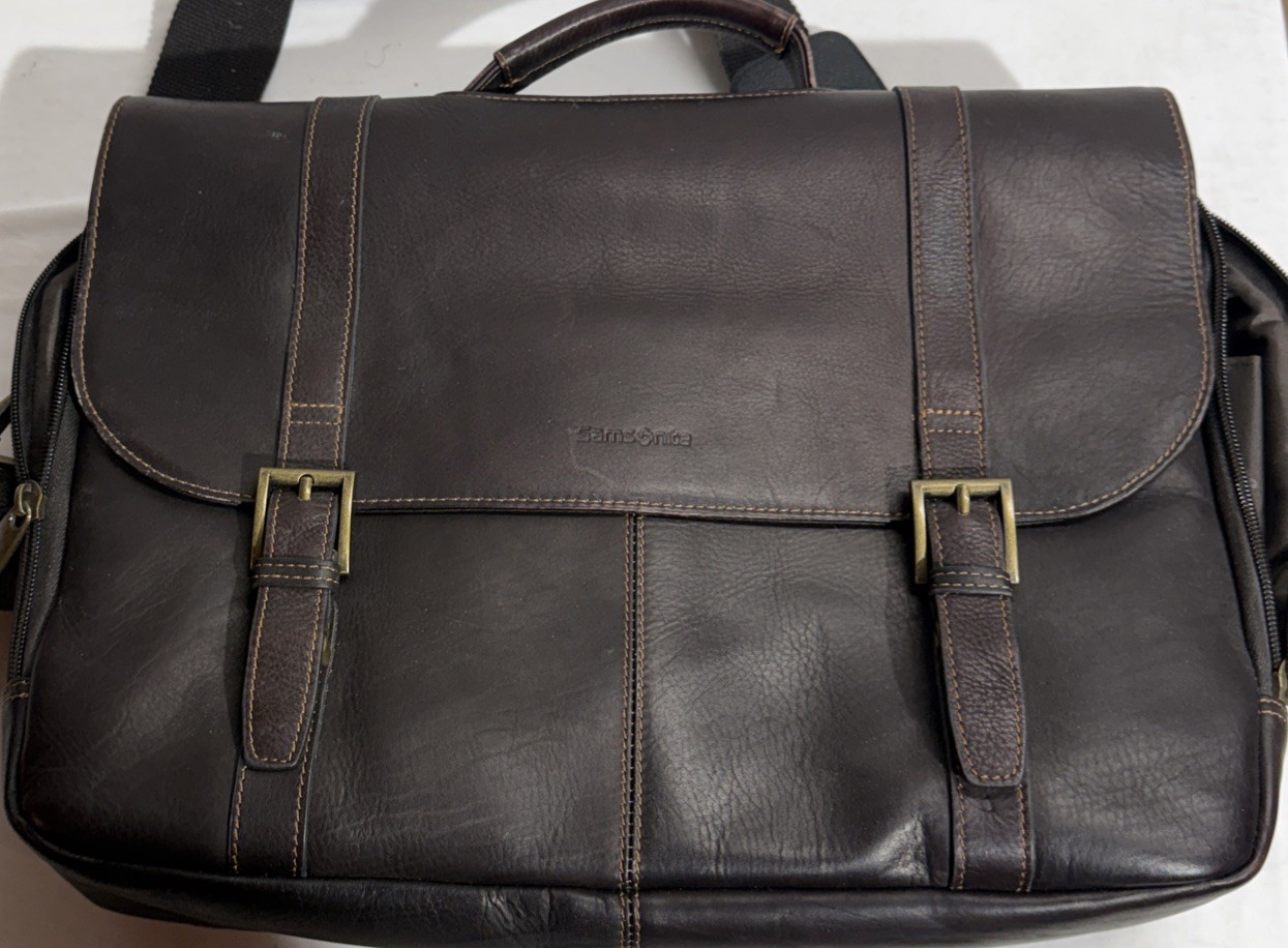 Vintage Samsonite Colonial Leather Classic Flap Over Brief Case 17x13