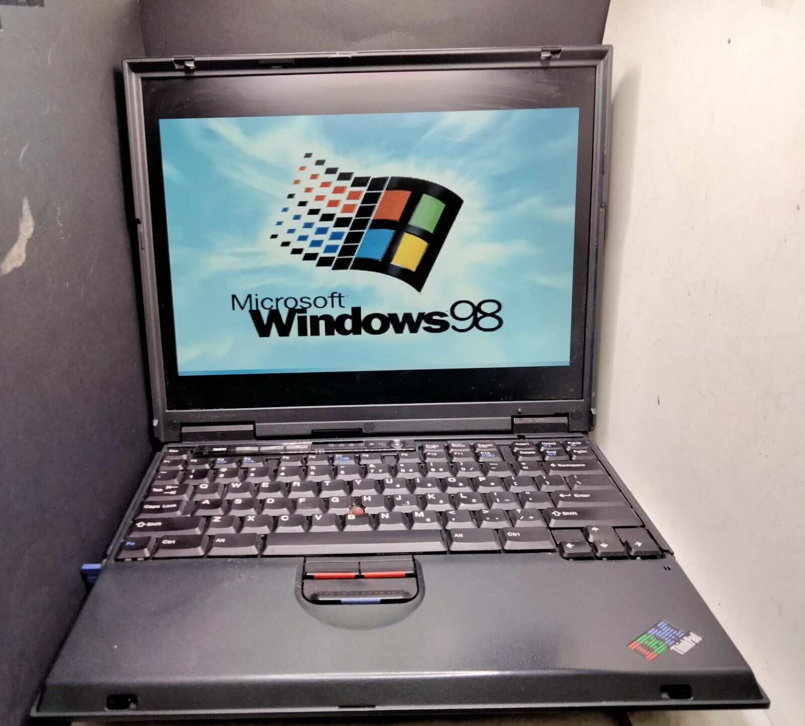 IBM ThinkPad Type 2647 WINDOWS 98 Partially Tested, RETRO GAMING