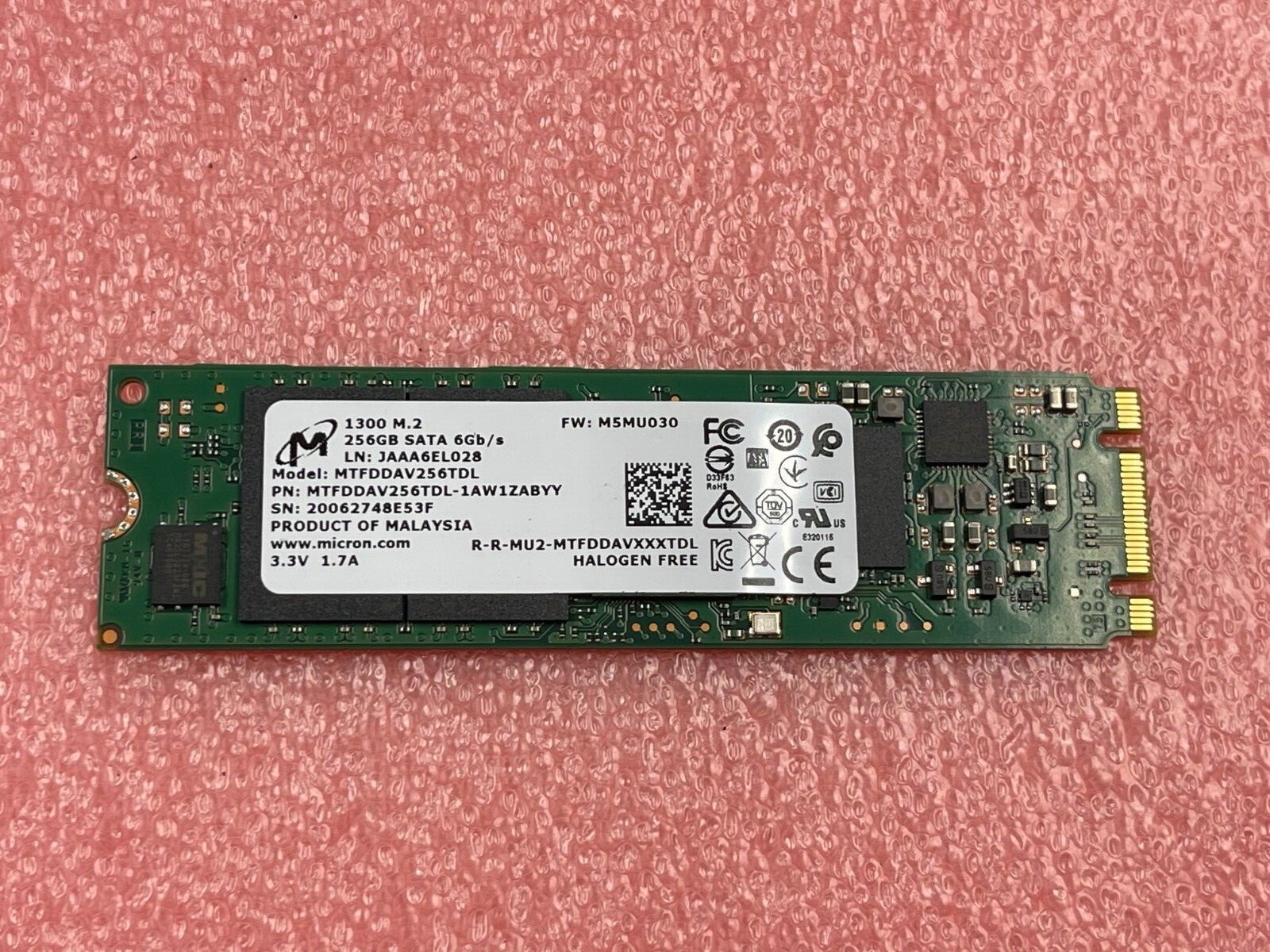 Micron 1300 Series MTFDDAV256TDL 256GB SATA 6Gb/s M.2 SSD