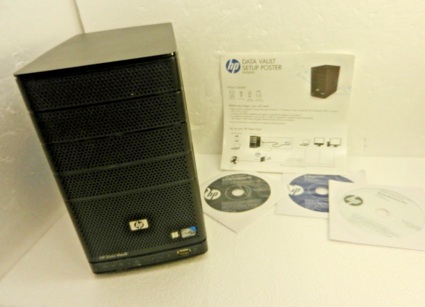 HP Data Vault X310 WHS Media Server - NAS - NO HDD's Hard drives
